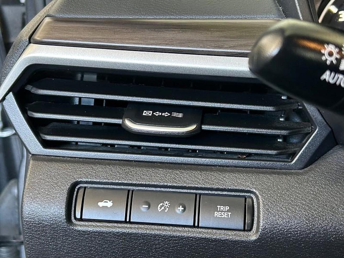 2024 GRAY Nissan Altima (1N4BL4DV5RN) with an 4-Cyl 2.5 Liter engine, Automatic Xtronic CVT transmission, located at 412 Auto Vista Drive, Palmdale, 93551, (661) 945-0620, 34.592636, -118.136681 - Photo#30