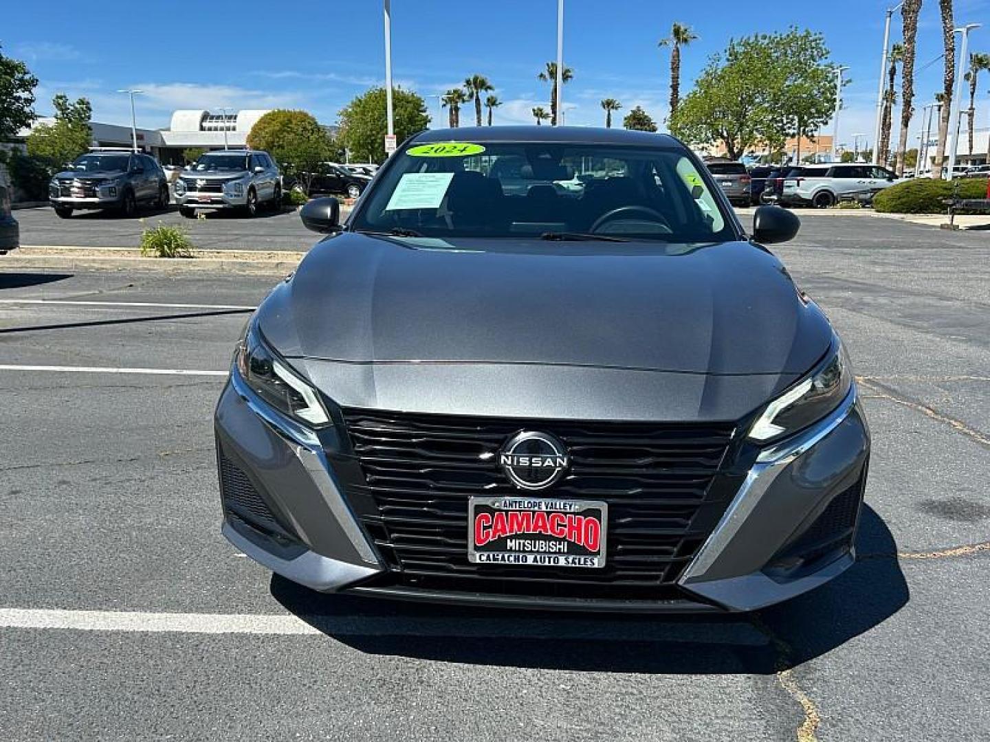 2024 GRAY Nissan Altima (1N4BL4DV4RN) with an 4-Cyl 2.5 Liter engine, Automatic Xtronic CVT transmission, located at 412 Auto Vista Drive, Palmdale, 93551, (661) 945-0620, 34.592636, -118.136681 - Photo#1