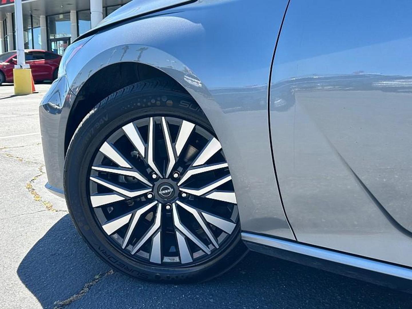 2024 GRAY Nissan Altima (1N4BL4DV4RN) with an 4-Cyl 2.5 Liter engine, Automatic Xtronic CVT transmission, located at 412 Auto Vista Drive, Palmdale, 93551, (661) 945-0620, 34.592636, -118.136681 - Photo#10