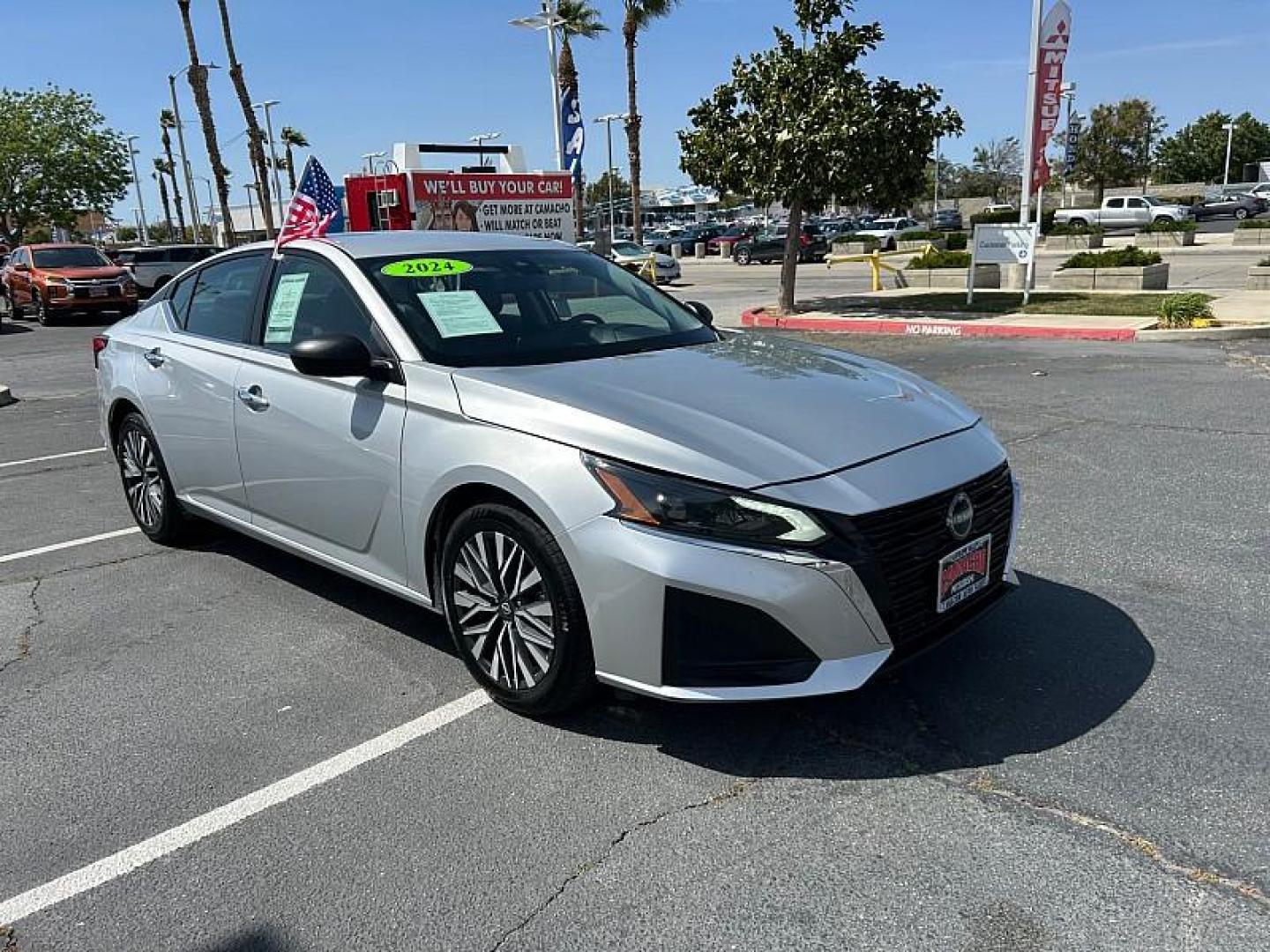 2024 SILVER Nissan Altima (1N4BL4DV4RN) with an 4-Cyl 2.5 Liter engine, Automatic Xtronic CVT transmission, located at 412 Auto Vista Drive, Palmdale, 93551, (661) 945-0620, 34.592636, -118.136681 - Photo#0