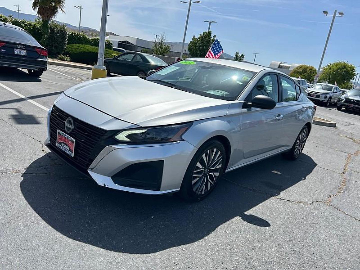 2024 SILVER Nissan Altima (1N4BL4DV4RN) with an 4-Cyl 2.5 Liter engine, Automatic Xtronic CVT transmission, located at 412 Auto Vista Drive, Palmdale, 93551, (661) 945-0620, 34.592636, -118.136681 - Photo#3