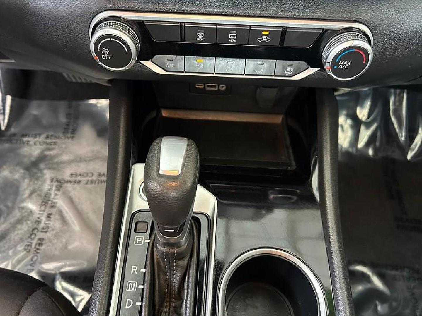 2024 SILVER Nissan Altima (1N4BL4DV4RN) with an 4-Cyl 2.5 Liter engine, Automatic Xtronic CVT transmission, located at 412 Auto Vista Drive, Palmdale, 93551, (661) 945-0620, 34.592636, -118.136681 - Photo#21