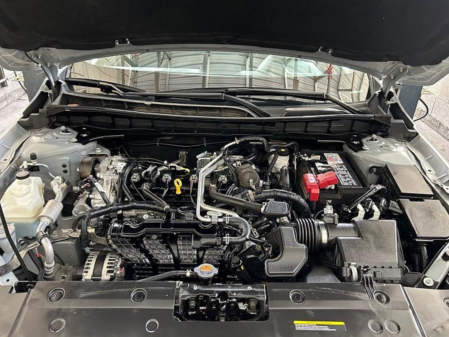 2024 SILVER Nissan Altima (1N4BL4DV4RN) with an 4-Cyl 2.5 Liter engine, Automatic Xtronic CVT transmission, located at 412 Auto Vista Drive, Palmdale, 93551, (661) 945-0620, 34.592636, -118.136681 - Photo#28