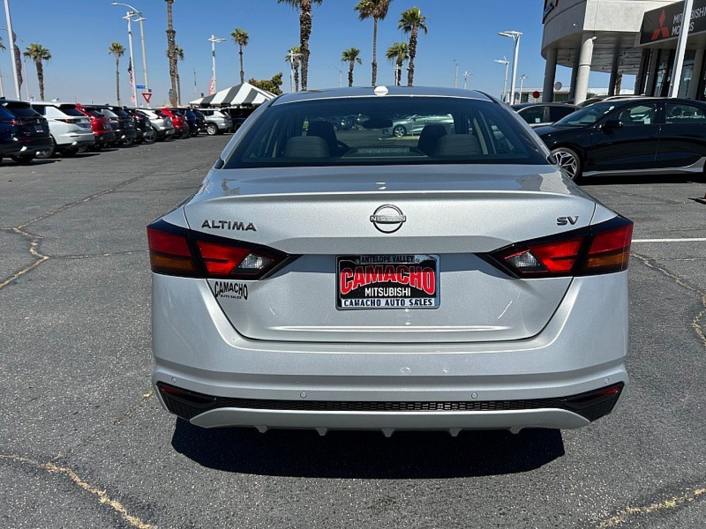 2024 SILVER Nissan Altima (1N4BL4DV9RN) with an 4-Cyl 2.5 Liter engine, Automatic Xtronic CVT transmission, located at 412 Auto Vista Drive, Palmdale, 93551, (661) 945-0620, 34.592636, -118.136681- Photo#3