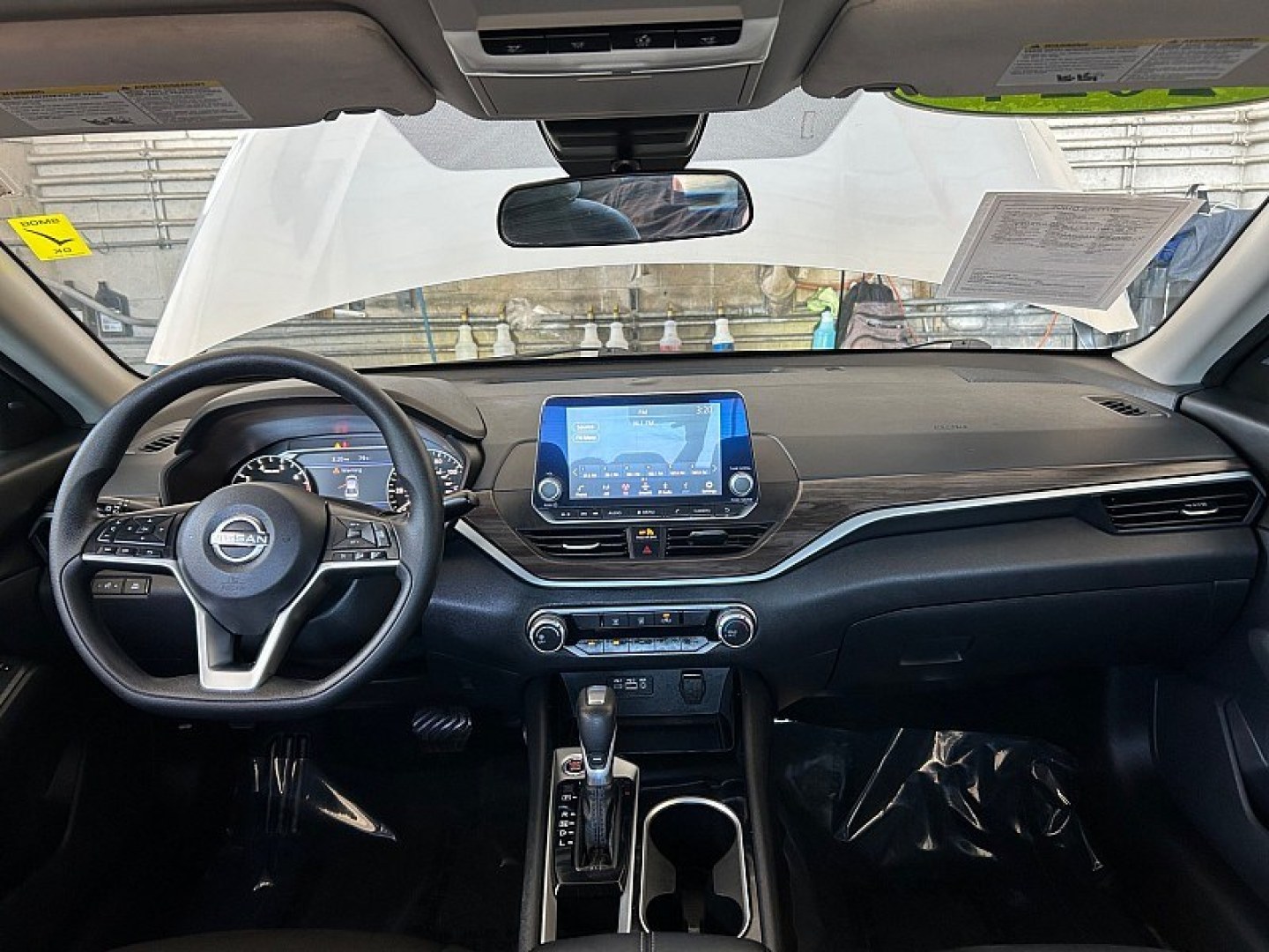 2024 SILVER Nissan Altima (1N4BL4DV9RN) with an 4-Cyl 2.5 Liter engine, Automatic Xtronic CVT transmission, located at 412 Auto Vista Drive, Palmdale, 93551, (661) 945-0620, 34.592636, -118.136681- Photo#23