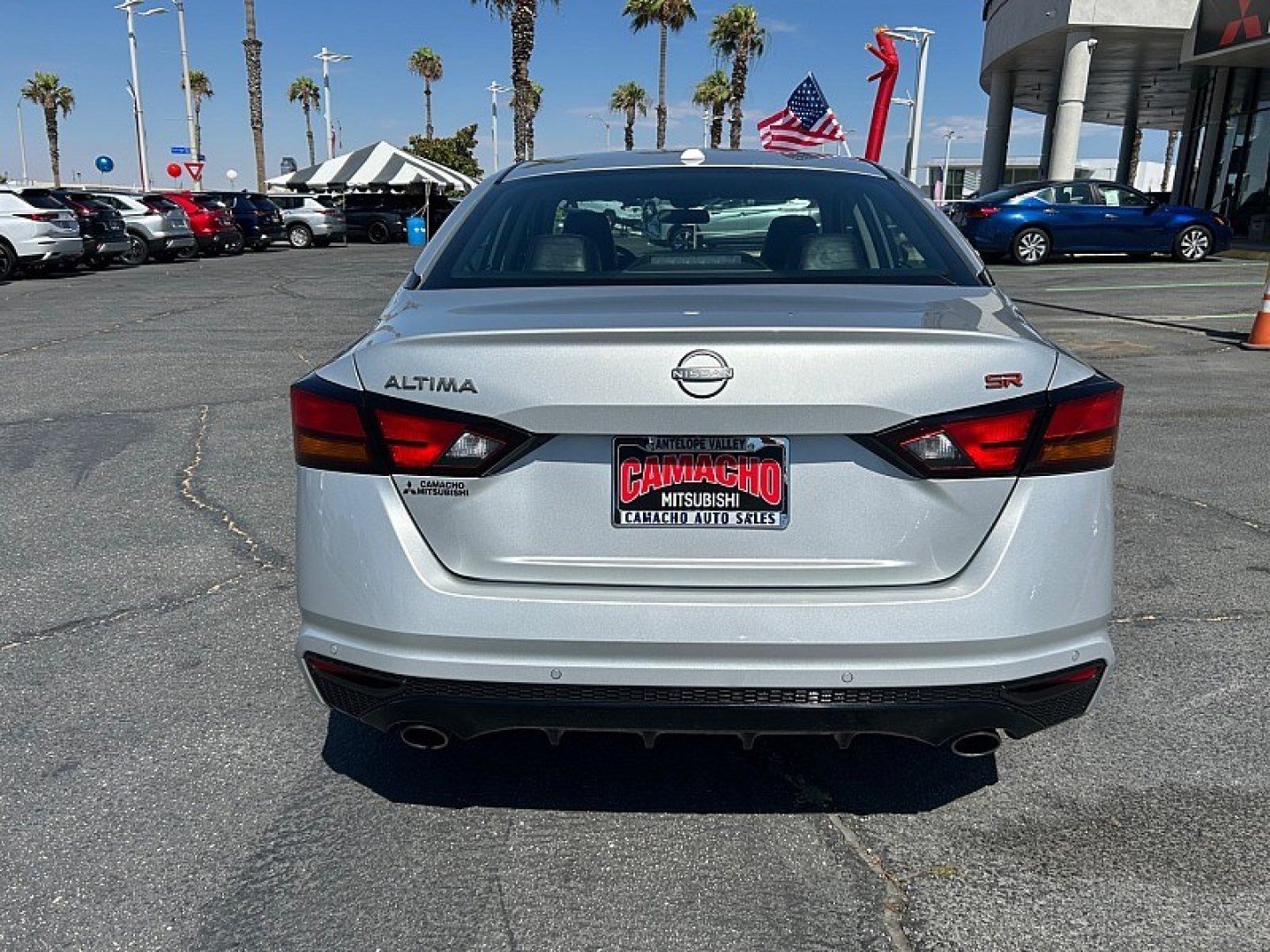 2024 Silver Nissan Altima (1N4BL4CV0RN) with an 4-Cyl 2.5 Liter engine, Automatic Xtronic CVT transmission, located at 412 Auto Vista Drive, Palmdale, 93551, (661) 945-0620, 34.592636, -118.136681- Photo#3
