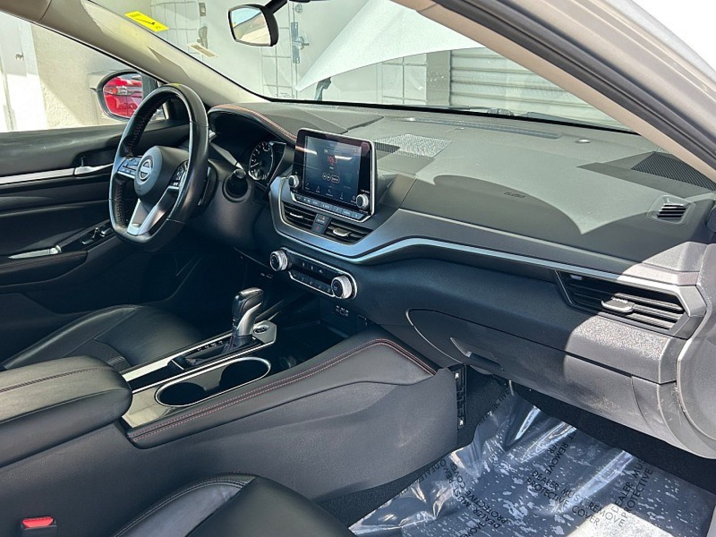 2024 Silver Nissan Altima (1N4BL4CV0RN) with an 4-Cyl 2.5 Liter engine, Automatic Xtronic CVT transmission, located at 412 Auto Vista Drive, Palmdale, 93551, (661) 945-0620, 34.592636, -118.136681- Photo#15