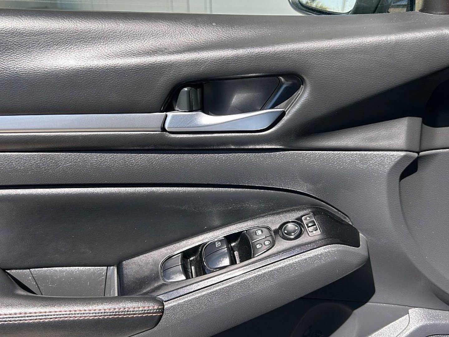 2024 Silver Nissan Altima (1N4BL4CV0RN) with an 4-Cyl 2.5 Liter engine, Automatic Xtronic CVT transmission, located at 412 Auto Vista Drive, Palmdale, 93551, (661) 945-0620, 34.592636, -118.136681- Photo#16