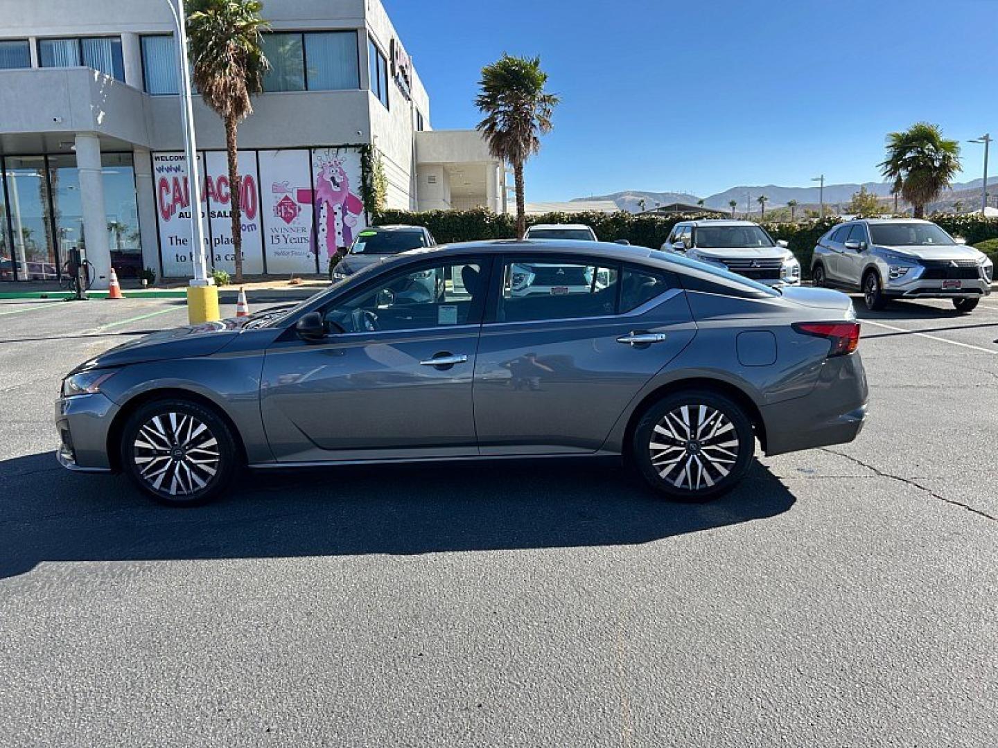 2024 Gray Nissan Altima (1N4BL4DV7RN) with an 4-Cyl 2.5 Liter engine, Automatic Xtronic CVT transmission, located at 412 Auto Vista Drive, Palmdale, 93551, (661) 945-0620, 34.592636, -118.136681- Photo#3
