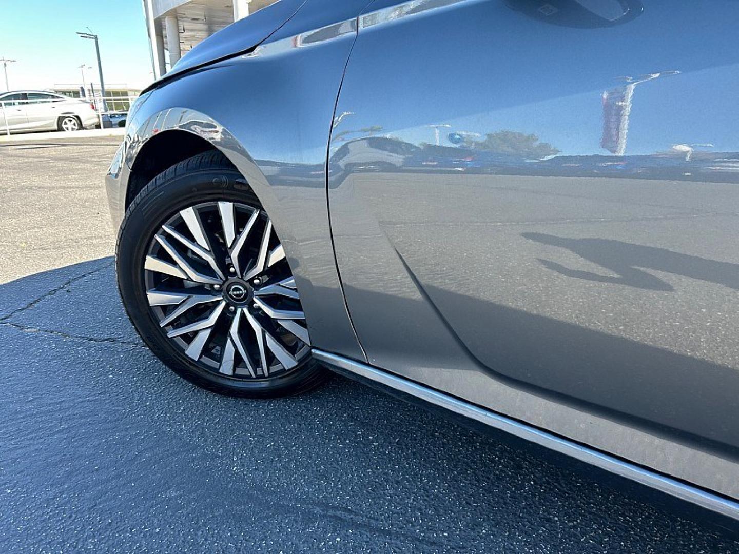 2024 Gray Nissan Altima (1N4BL4DV7RN) with an 4-Cyl 2.5 Liter engine, Automatic Xtronic CVT transmission, located at 412 Auto Vista Drive, Palmdale, 93551, (661) 945-0620, 34.592636, -118.136681- Photo#10