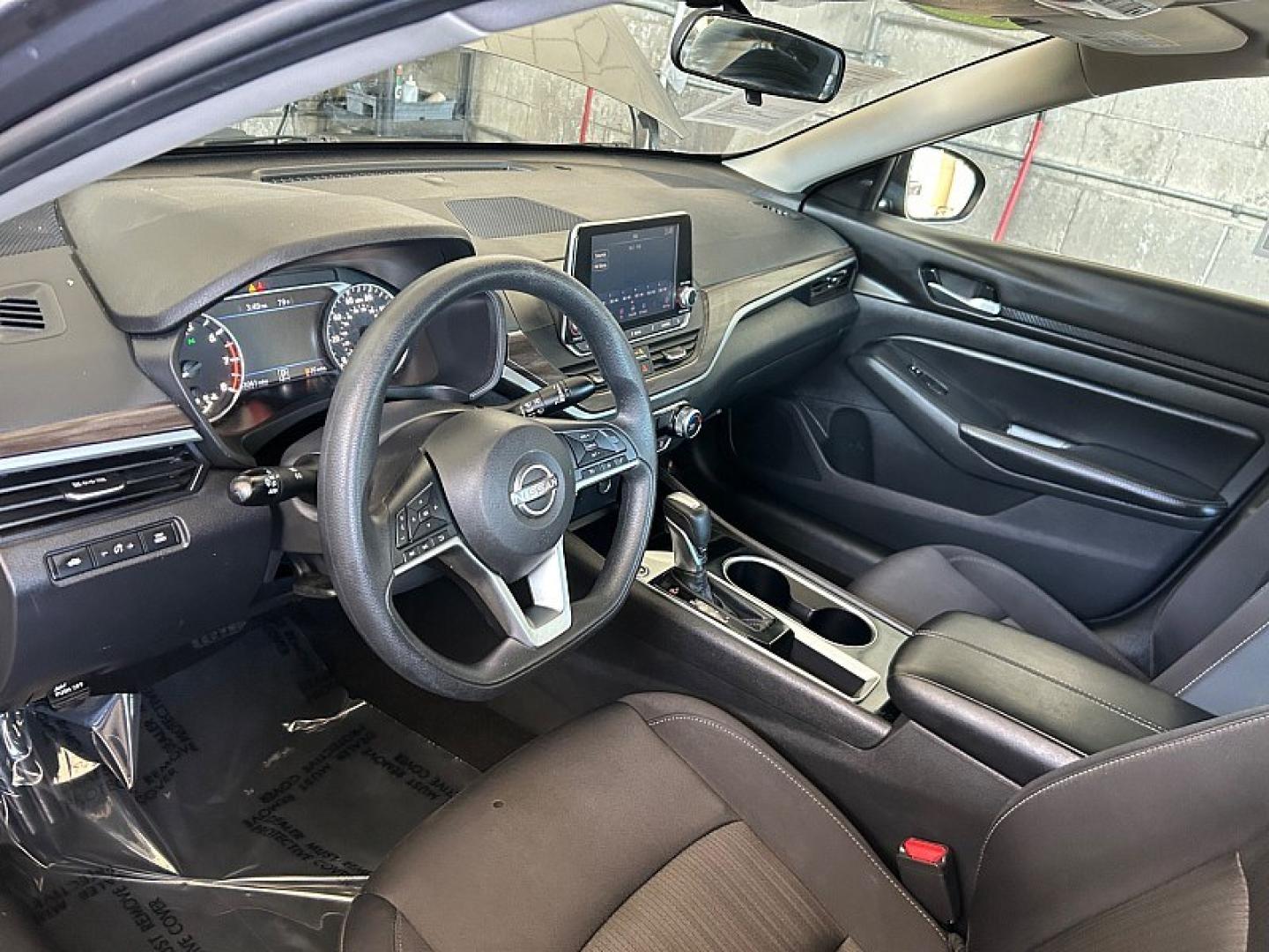 2024 Gray Nissan Altima (1N4BL4DV7RN) with an 4-Cyl 2.5 Liter engine, Automatic Xtronic CVT transmission, located at 412 Auto Vista Drive, Palmdale, 93551, (661) 945-0620, 34.592636, -118.136681- Photo#17