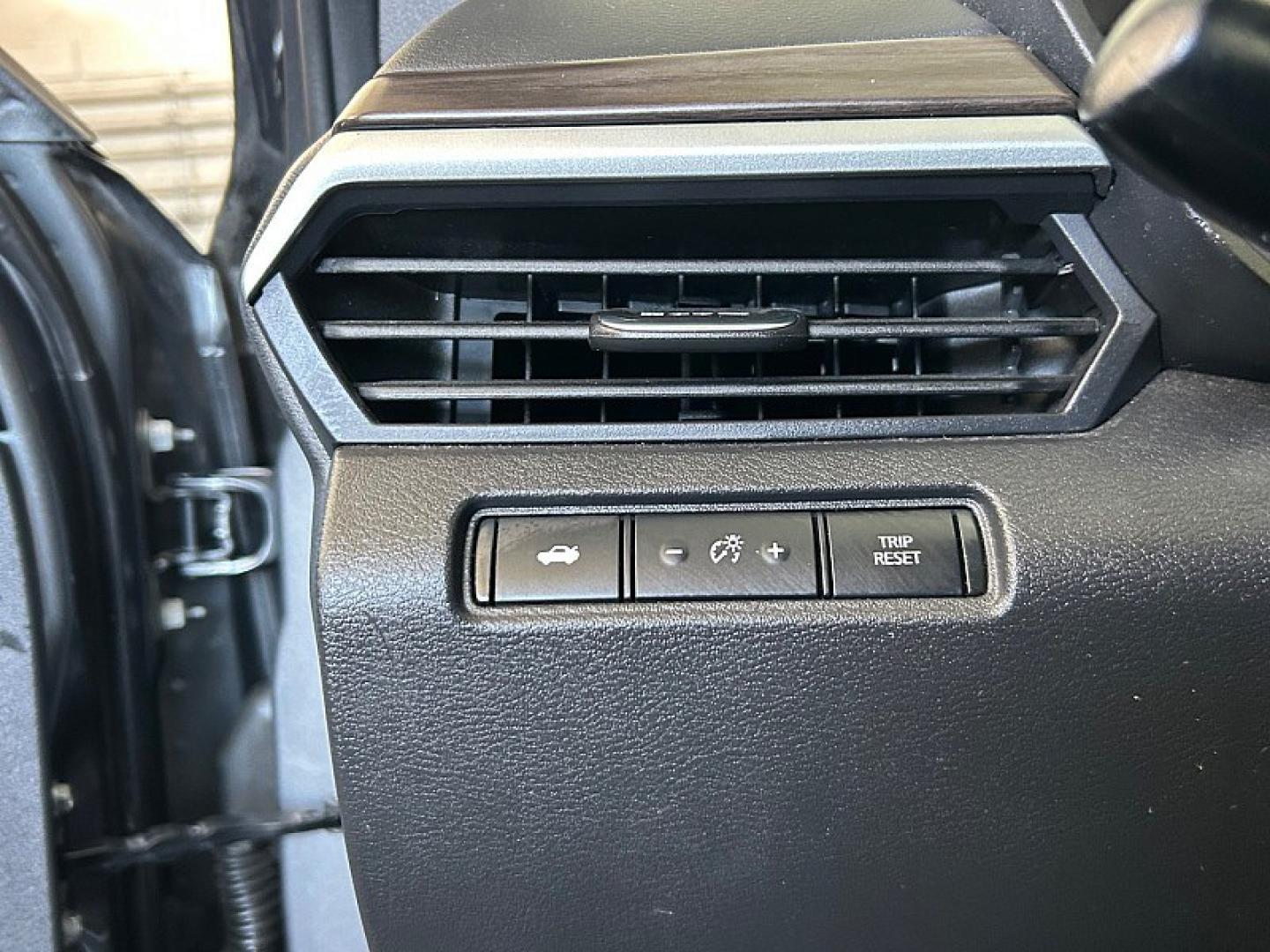 2024 Gray Nissan Altima (1N4BL4DV7RN) with an 4-Cyl 2.5 Liter engine, Automatic Xtronic CVT transmission, located at 412 Auto Vista Drive, Palmdale, 93551, (661) 945-0620, 34.592636, -118.136681- Photo#25