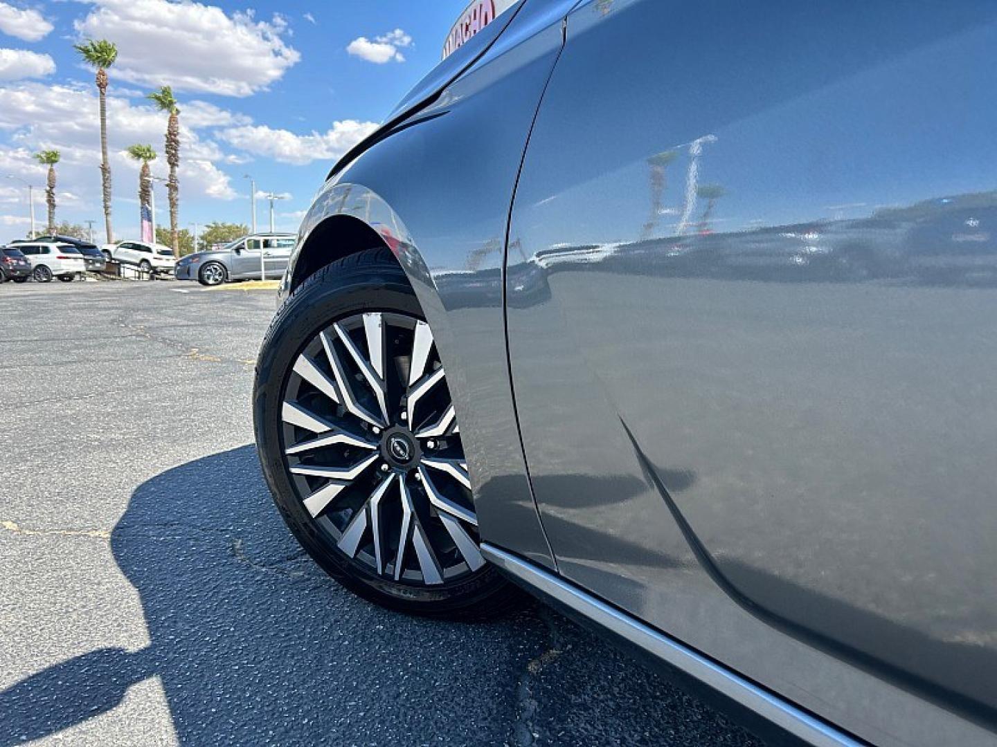 2024 Gray Nissan Altima (1N4BL4DV1RN) with an 4-Cyl 2.5 Liter engine, Automatic Xtronic CVT transmission, located at 412 Auto Vista Drive, Palmdale, 93551, (661) 945-0620, 34.592636, -118.136681- Photo#7