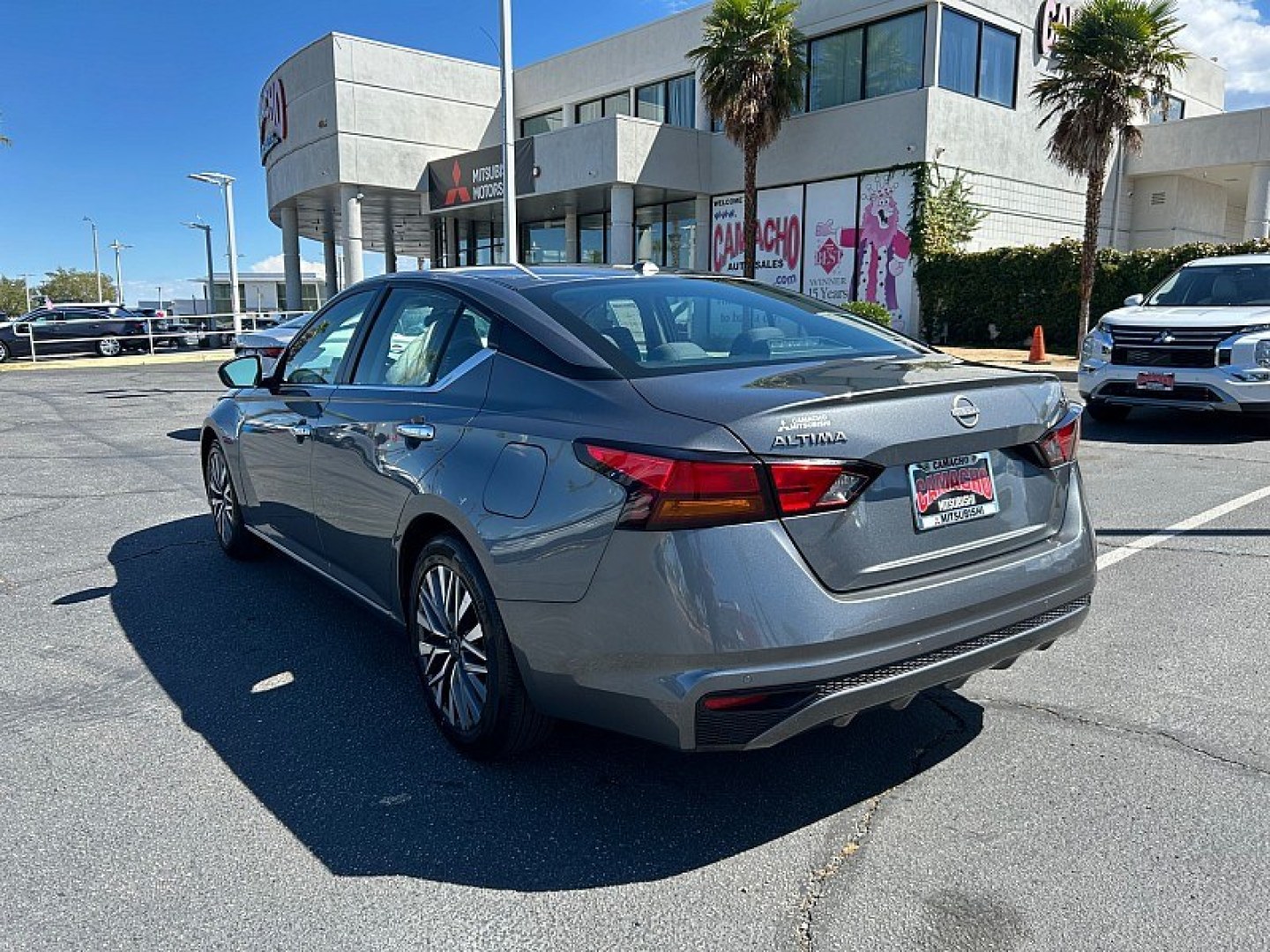 2024 Gray /black Nissan Altima (1N4BL4DV4RN) with an 4-Cyl 2.5 Liter engine, Automatic Xtronic CVT transmission, located at 412 Auto Vista Drive, Palmdale, 93551, (661) 945-0620, 34.592636, -118.136681 - Discover comfort, efficiency, and modern technology in this 2024 Nissan Altima 2.5 SV!This one-owner vehicle combines sleek styling with a comfortable ride and impressive fuel economy, achieving an estimated 32 MPG combined, with up to 39 MPG on the highway. Powered by a 2.5L 4-cylinder engine produ- Photo#4