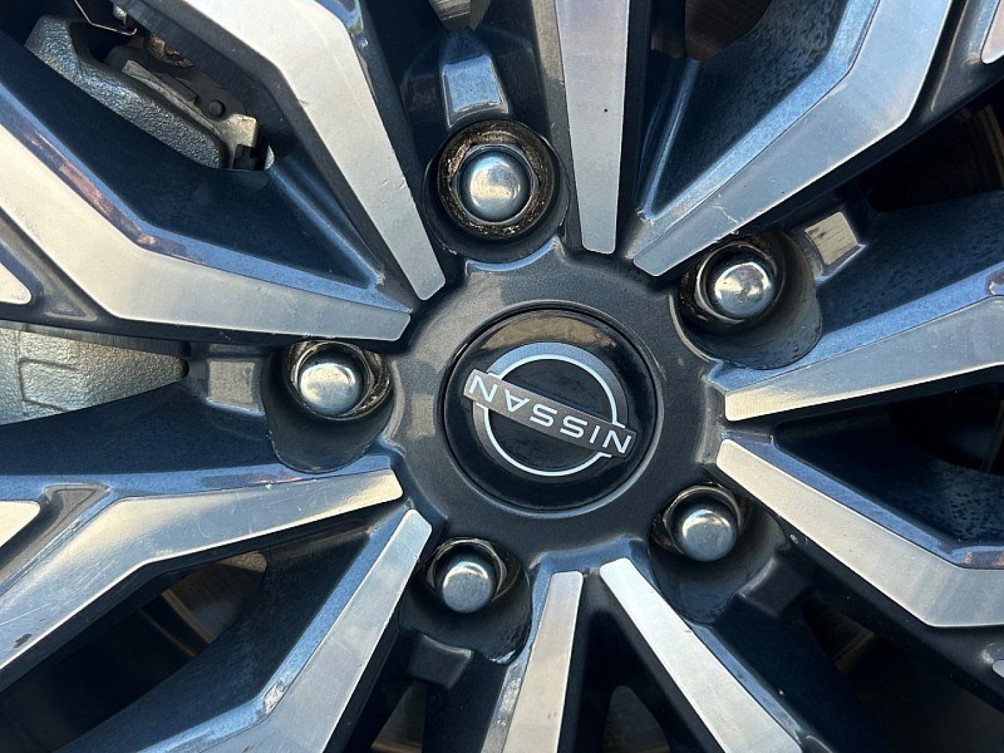 2024 Gray /black Nissan Altima (1N4BL4DV4RN) with an 4-Cyl 2.5 Liter engine, Automatic Xtronic CVT transmission, located at 412 Auto Vista Drive, Palmdale, 93551, (661) 945-0620, 34.592636, -118.136681 - Discover comfort, efficiency, and modern technology in this 2024 Nissan Altima 2.5 SV!This one-owner vehicle combines sleek styling with a comfortable ride and impressive fuel economy, achieving an estimated 32 MPG combined, with up to 39 MPG on the highway. Powered by a 2.5L 4-cylinder engine produ- Photo#15