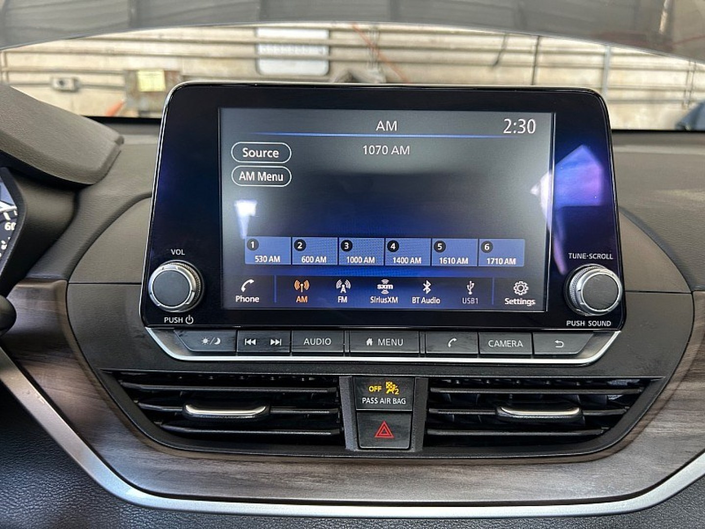 2024 Gray /black Nissan Altima (1N4BL4DV4RN) with an 4-Cyl 2.5 Liter engine, Automatic Xtronic CVT transmission, located at 412 Auto Vista Drive, Palmdale, 93551, (661) 945-0620, 34.592636, -118.136681 - Discover comfort, efficiency, and modern technology in this 2024 Nissan Altima 2.5 SV!This one-owner vehicle combines sleek styling with a comfortable ride and impressive fuel economy, achieving an estimated 32 MPG combined, with up to 39 MPG on the highway. Powered by a 2.5L 4-cylinder engine produ- Photo#22