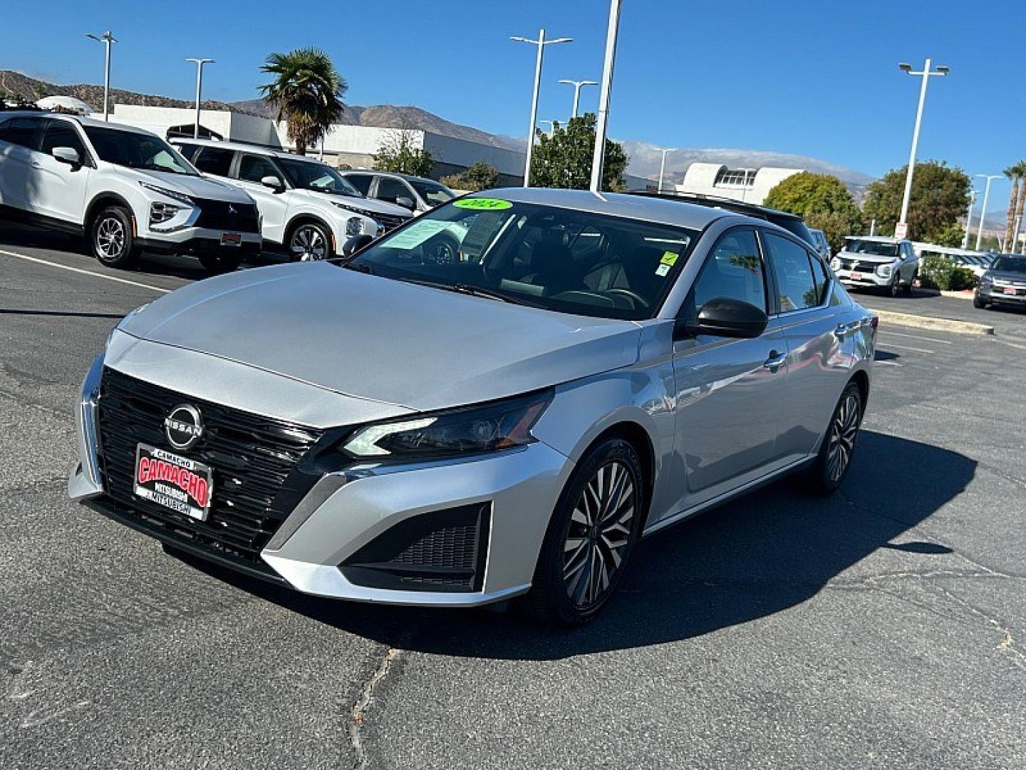 2024 Silver Nissan Altima (1N4BL4DV1RN) with an 4-Cyl 2.5 Liter engine, Automatic Xtronic CVT transmission, located at 412 Auto Vista Drive, Palmdale, 93551, (661) 945-0620, 34.592636, -118.136681- Photo#2
