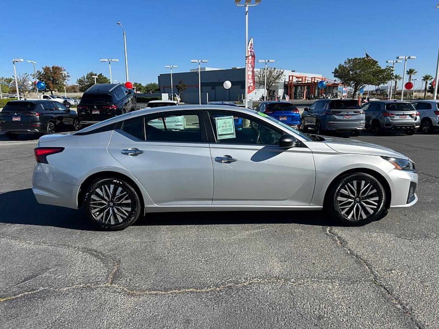 2024 Silver Nissan Altima (1N4BL4DV1RN) with an 4-Cyl 2.5 Liter engine, Automatic Xtronic CVT transmission, located at 412 Auto Vista Drive, Palmdale, 93551, (661) 945-0620, 34.592636, -118.136681- Photo#6