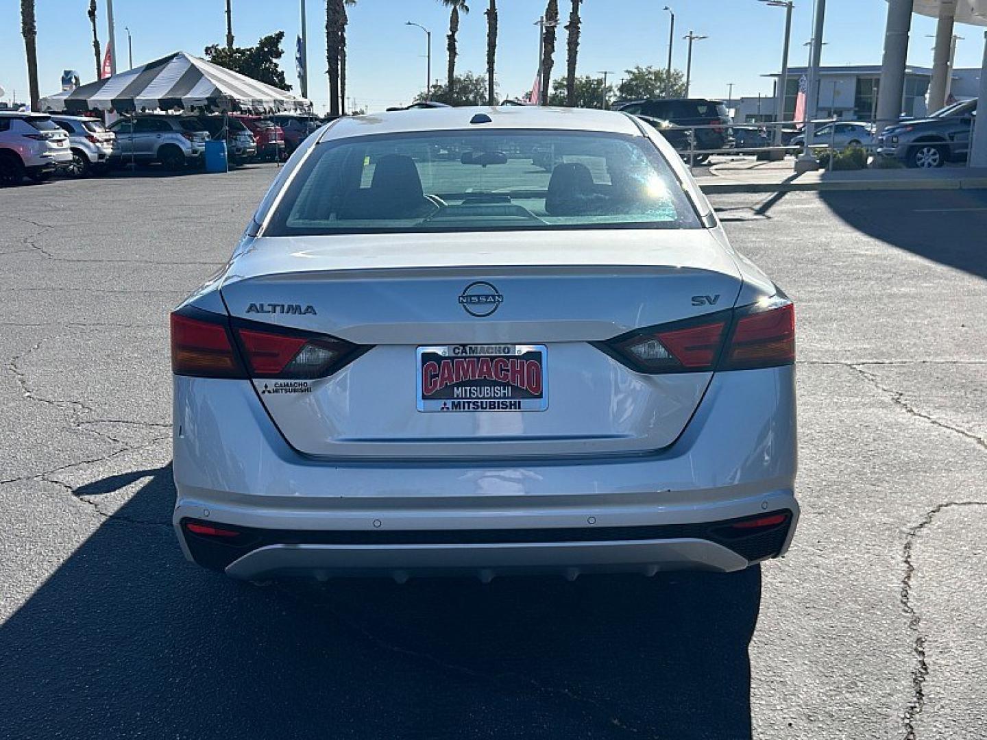 2024 Silver Nissan Altima (1N4BL4DV1RN) with an 4-Cyl 2.5 Liter engine, Automatic Xtronic CVT transmission, located at 412 Auto Vista Drive, Palmdale, 93551, (661) 945-0620, 34.592636, -118.136681- Photo#8