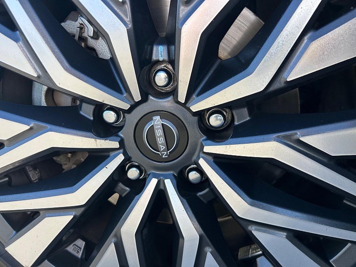 2024 Silver Nissan Altima (1N4BL4DV1RN) with an 4-Cyl 2.5 Liter engine, Automatic Xtronic CVT transmission, located at 412 Auto Vista Drive, Palmdale, 93551, (661) 945-0620, 34.592636, -118.136681- Photo#14