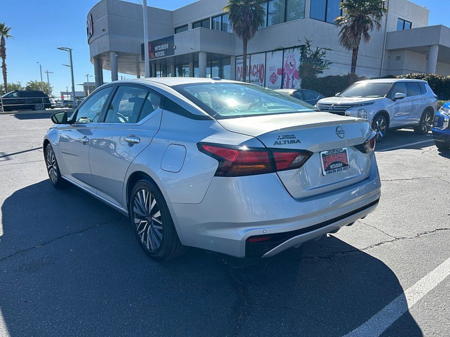 2024 Silver /black Nissan Altima (1N4BL4DV9RN) with an 4-Cyl 2.5 Liter engine, Automatic Xtronic CVT transmission, located at 412 Auto Vista Drive, Palmdale, 93551, (661) 945-0620, 34.592636, -118.136681 - Discover comfort, style, and impressive efficiency in this 2024 Nissan Altima SV! Powered by a 2.5L 4-cylinder engine paired with Nissan and rsquo;s Xtronic CVT automatic transmission, this sedan delivers a smooth, comfortable ride that and rsquo;s perfect for daily commuting and longer road trips.- Photo#4