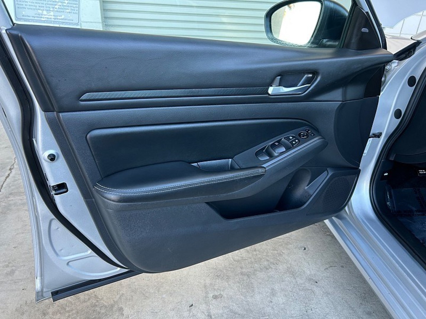 2024 Silver /black Nissan Altima (1N4BL4DV9RN) with an 4-Cyl 2.5 Liter engine, Automatic Xtronic CVT transmission, located at 412 Auto Vista Drive, Palmdale, 93551, (661) 945-0620, 34.592636, -118.136681 - Discover comfort, style, and impressive efficiency in this 2024 Nissan Altima SV! Powered by a 2.5L 4-cylinder engine paired with Nissan and rsquo;s Xtronic CVT automatic transmission, this sedan delivers a smooth, comfortable ride that and rsquo;s perfect for daily commuting and longer road trips.- Photo#10