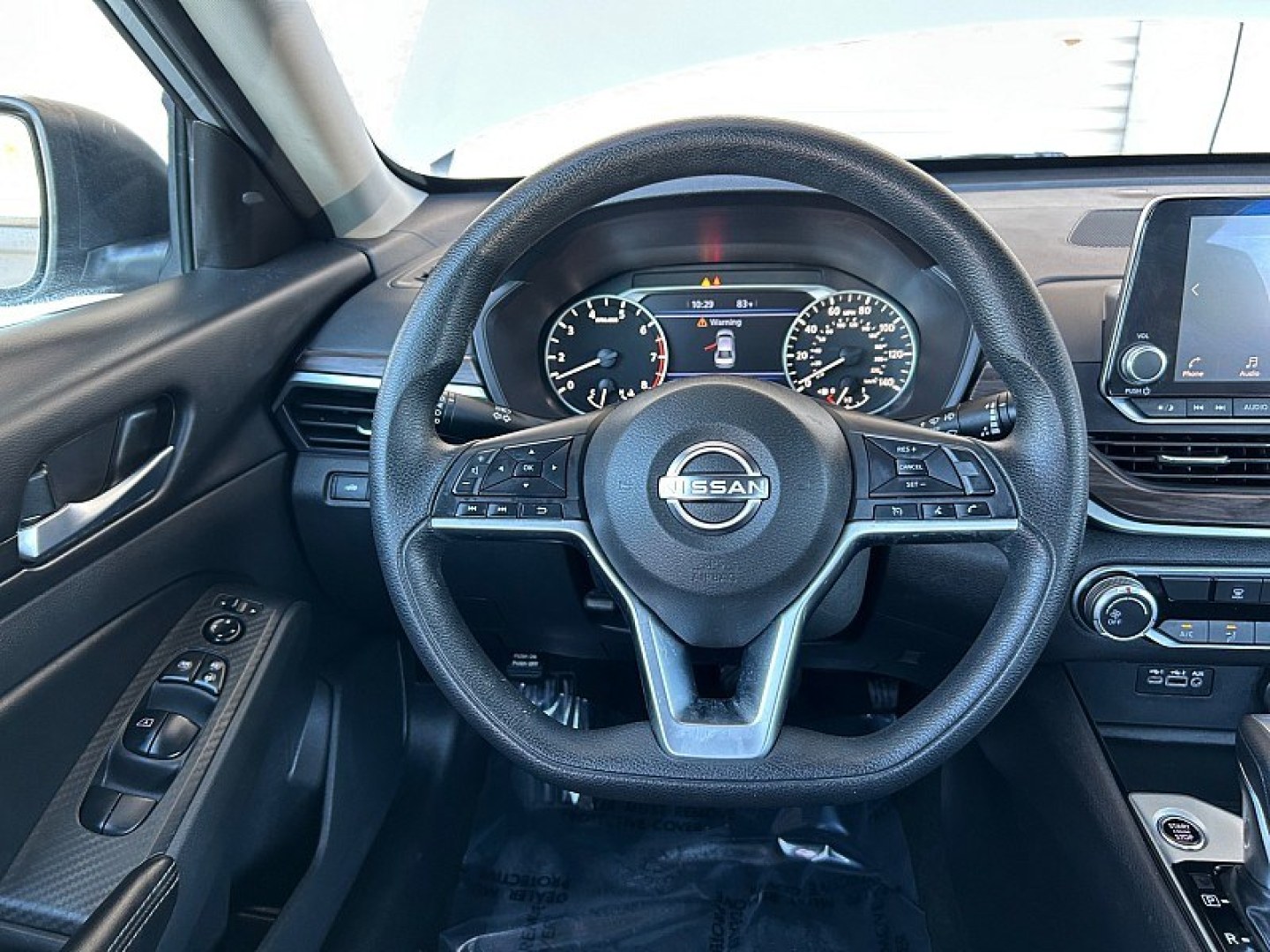 2024 Silver /black Nissan Altima (1N4BL4DV9RN) with an 4-Cyl 2.5 Liter engine, Automatic Xtronic CVT transmission, located at 412 Auto Vista Drive, Palmdale, 93551, (661) 945-0620, 34.592636, -118.136681 - Discover comfort, style, and impressive efficiency in this 2024 Nissan Altima SV! Powered by a 2.5L 4-cylinder engine paired with Nissan and rsquo;s Xtronic CVT automatic transmission, this sedan delivers a smooth, comfortable ride that and rsquo;s perfect for daily commuting and longer road trips.- Photo#13