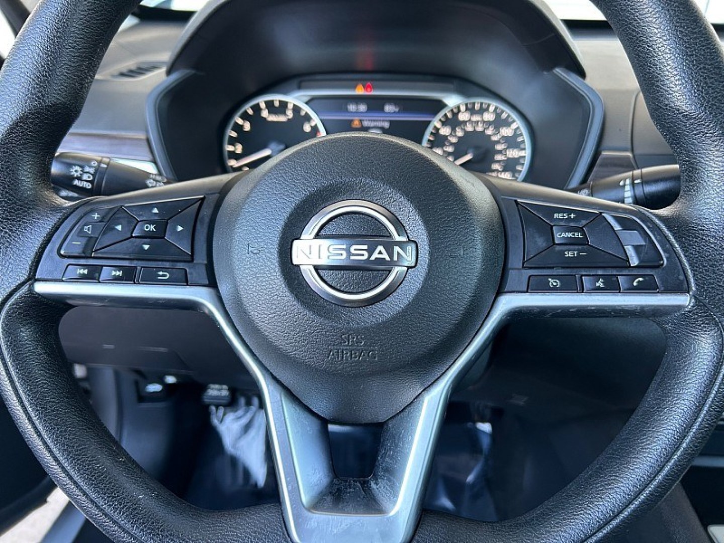 2024 Silver /black Nissan Altima (1N4BL4DV9RN) with an 4-Cyl 2.5 Liter engine, Automatic Xtronic CVT transmission, located at 412 Auto Vista Drive, Palmdale, 93551, (661) 945-0620, 34.592636, -118.136681 - Discover comfort, style, and impressive efficiency in this 2024 Nissan Altima SV! Powered by a 2.5L 4-cylinder engine paired with Nissan and rsquo;s Xtronic CVT automatic transmission, this sedan delivers a smooth, comfortable ride that and rsquo;s perfect for daily commuting and longer road trips.- Photo#15