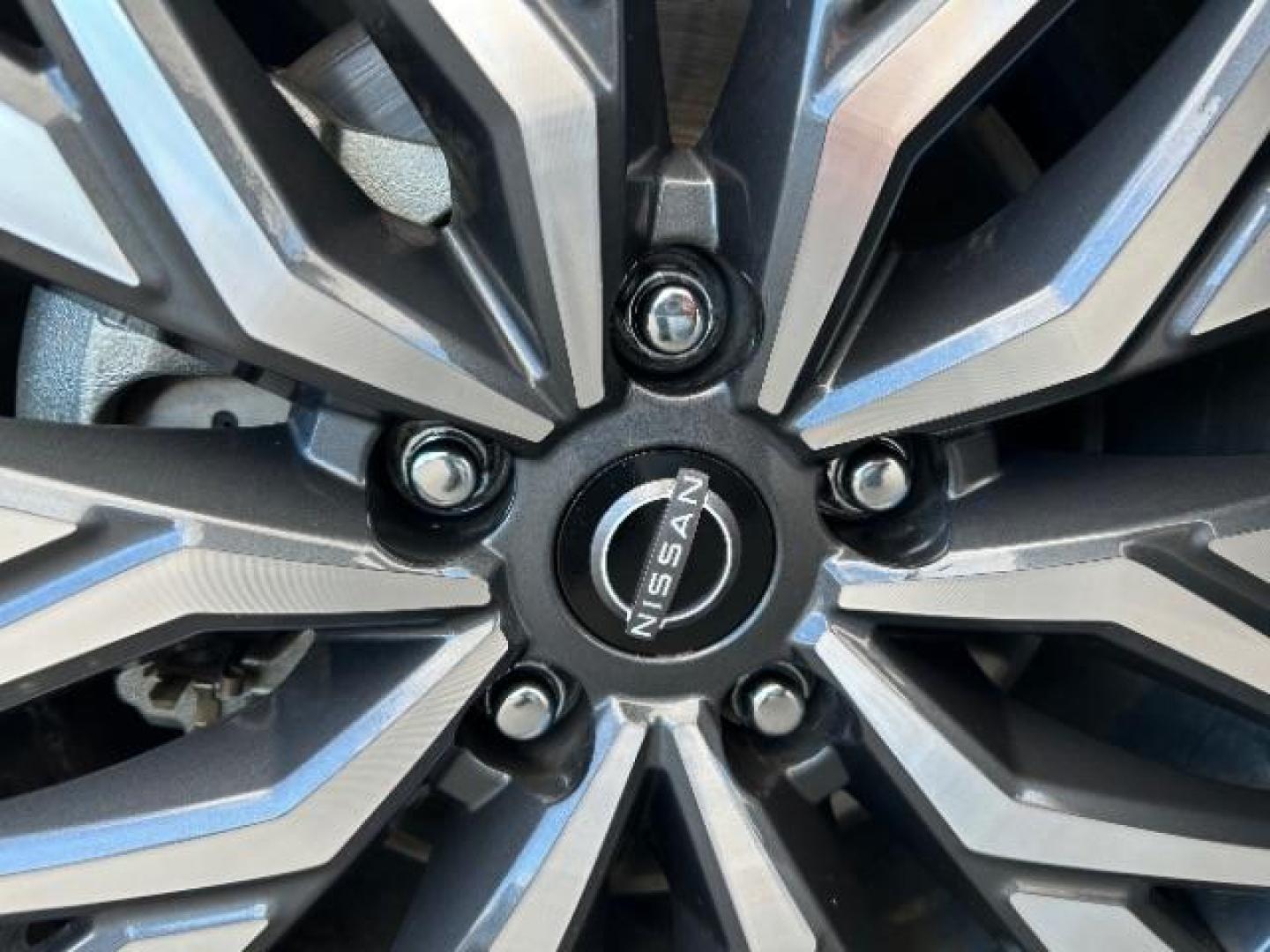 2024 SILVER Nissan Altima (1N4BL4DV9RN) with an 4-Cyl 2.5 Liter engine, Automatic Xtronic CVT transmission, located at 412 Auto Vista Drive, Palmdale, 93551, (661) 945-0620, 34.592636, -118.136681 - Photo#12