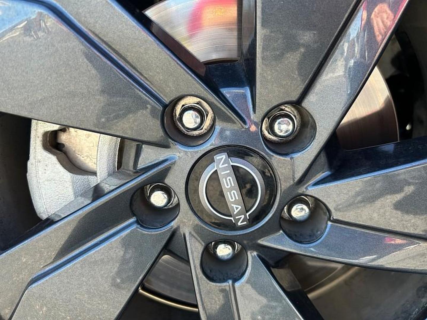 2024 WHITE Nissan Rogue (5N1BT3BB7RC) with an 3-Cyl Turbo 1.5 Liter engine, Automatic CVT transmission, located at 412 Auto Vista Drive, Palmdale, 93551, (661) 945-0620, 34.592636, -118.136681 - Photo#7