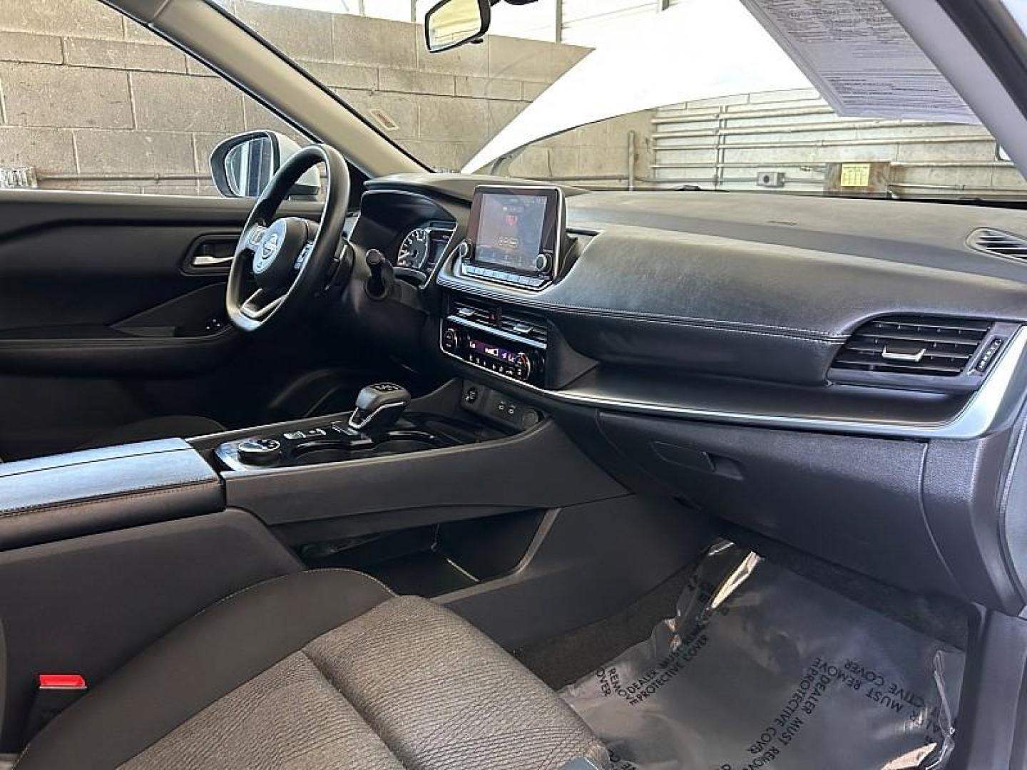 2024 WHITE Nissan Rogue (5N1BT3BB7RC) with an 3-Cyl Turbo 1.5 Liter engine, Automatic CVT transmission, located at 412 Auto Vista Drive, Palmdale, 93551, (661) 945-0620, 34.592636, -118.136681 - Photo#30