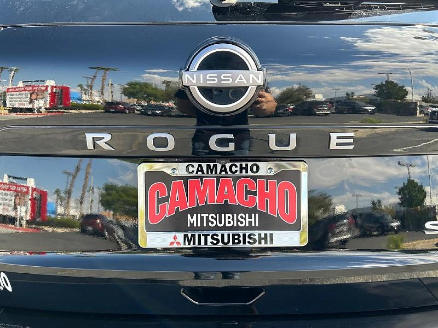 2024 BLACK Nissan Rogue (5N1BT3BAXRC) with an 3-Cyl Turbo 1.5 Liter engine, Automatic CVT transmission, located at 412 Auto Vista Drive, Palmdale, 93551, (661) 945-0620, 34.592636, -118.136681 - Photo#12