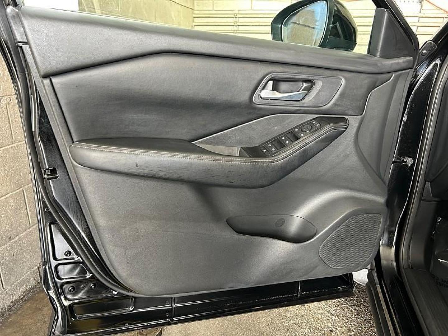 2024 BLACK Nissan Rogue (5N1BT3BAXRC) with an 3-Cyl Turbo 1.5 Liter engine, Automatic CVT transmission, located at 412 Auto Vista Drive, Palmdale, 93551, (661) 945-0620, 34.592636, -118.136681 - Photo#16