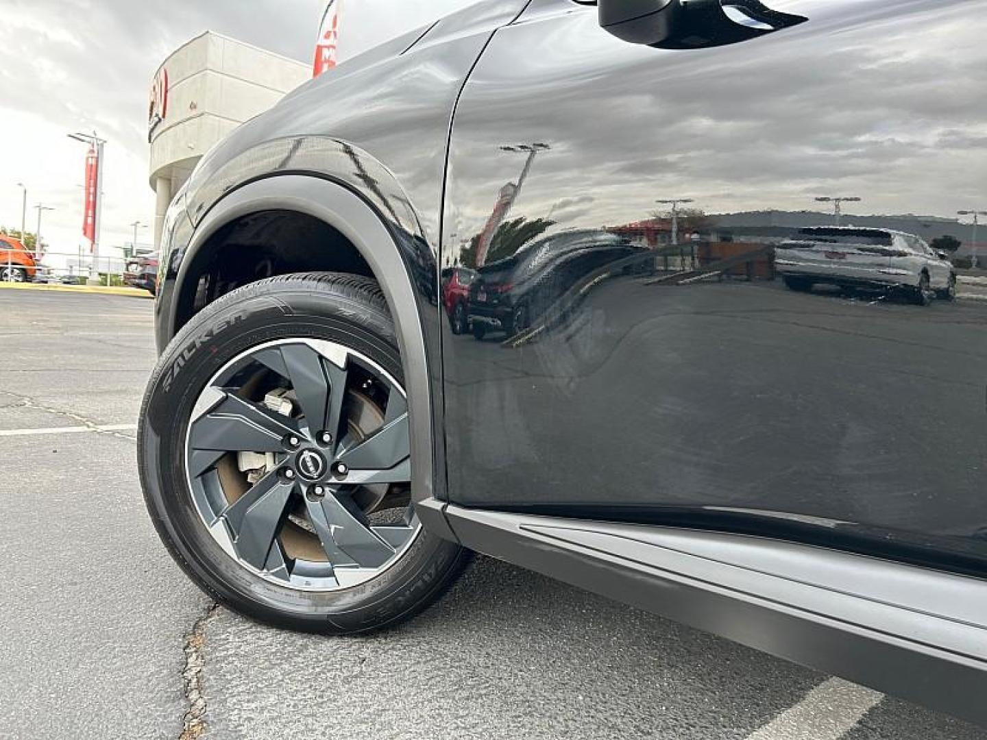 2024 BLACK Nissan Rogue (5N1BT3BA3RC) with an 3-Cyl Turbo 1.5 Liter engine, Automatic CVT transmission, located at 412 Auto Vista Drive, Palmdale, 93551, (661) 945-0620, 34.592636, -118.136681 - Photo#26