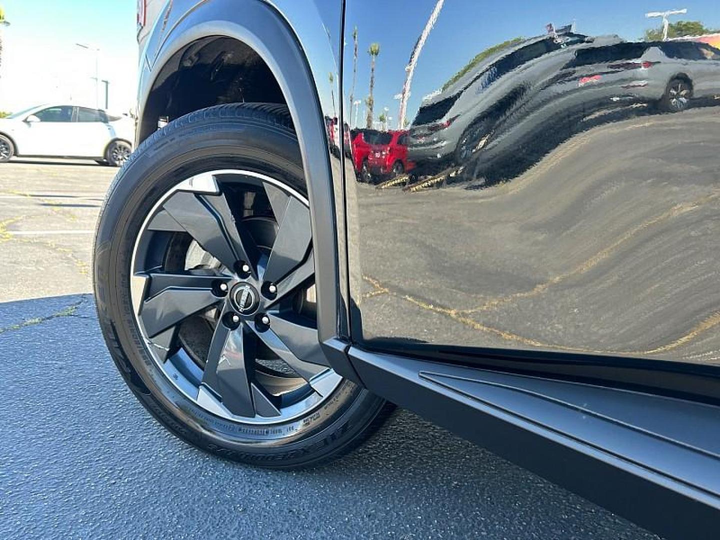 2024 BLACK Nissan Rogue (5N1BT3BA3RC) with an 3-Cyl Turbo 1.5 Liter engine, Automatic CVT transmission, located at 412 Auto Vista Drive, Palmdale, 93551, (661) 945-0620, 34.592636, -118.136681 - Photo#11