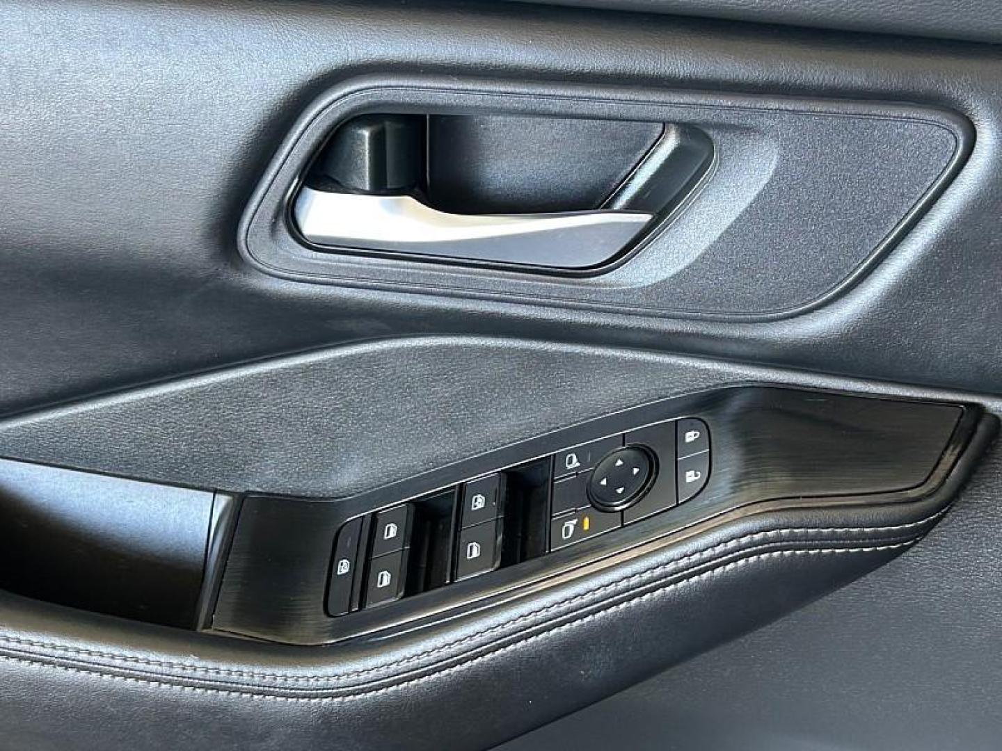 2024 BLACK Nissan Rogue (5N1BT3BA3RC) with an 3-Cyl Turbo 1.5 Liter engine, Automatic CVT transmission, located at 412 Auto Vista Drive, Palmdale, 93551, (661) 945-0620, 34.592636, -118.136681 - Photo#16