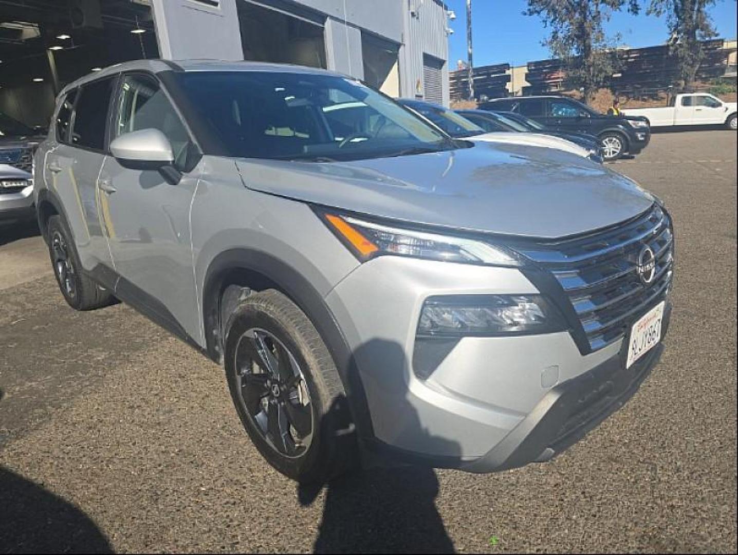 2024 SILVER Nissan Rogue (JN8BT3BBXRW) with an 3-Cyl Turbo 1.5 Liter engine, Automatic CVT transmission, located at 412 Auto Vista Drive, Palmdale, 93551, (661) 945-0620, 34.592636, -118.136681 - Photo#0