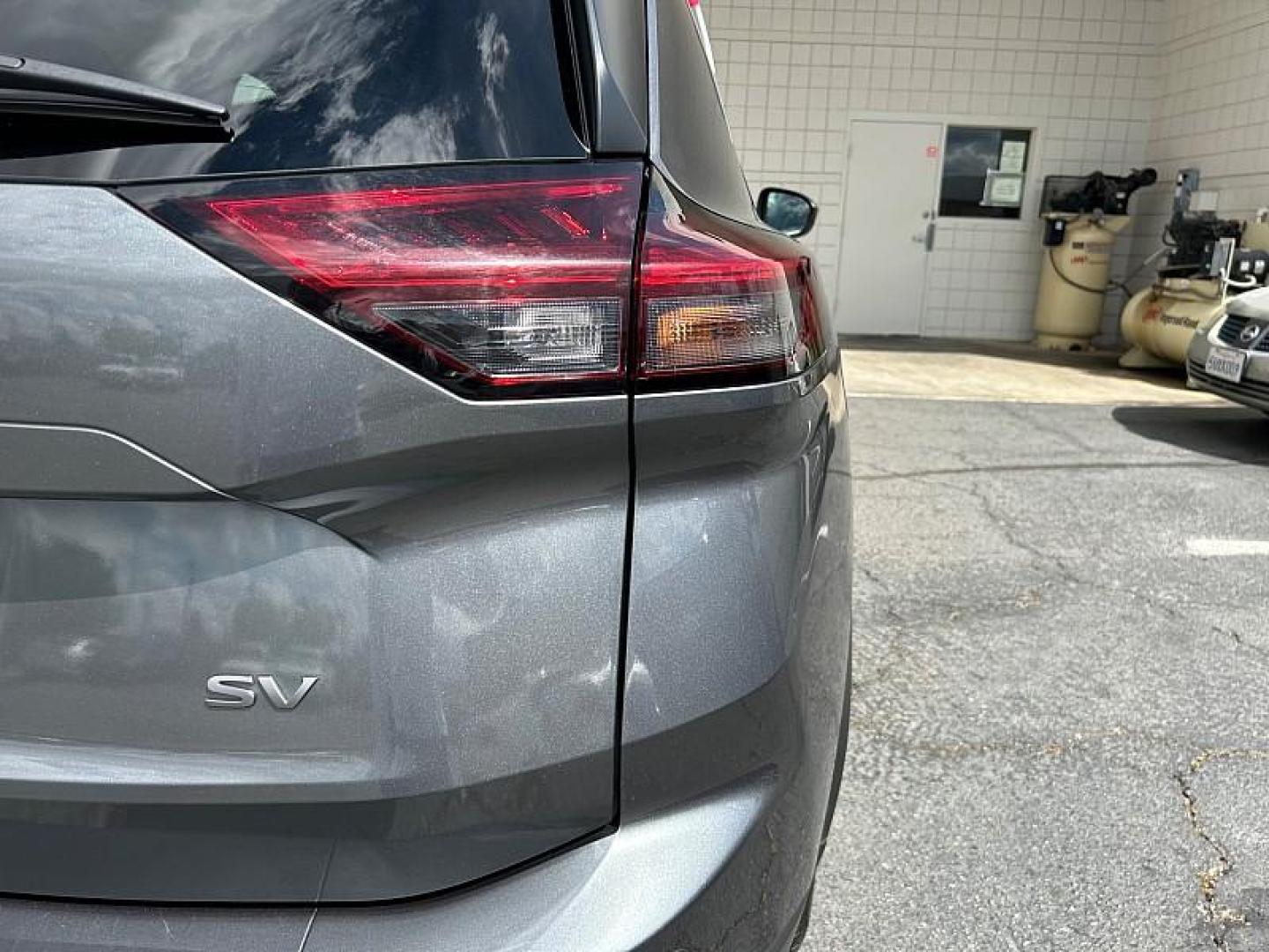 2024 GRAY Nissan Rogue (5N1BT3BA8RC) with an 3-Cyl Turbo 1.5 Liter engine, Automatic CVT transmission, located at 412 Auto Vista Drive, Palmdale, 93551, (661) 945-0620, 34.592636, -118.136681 - Photo#27