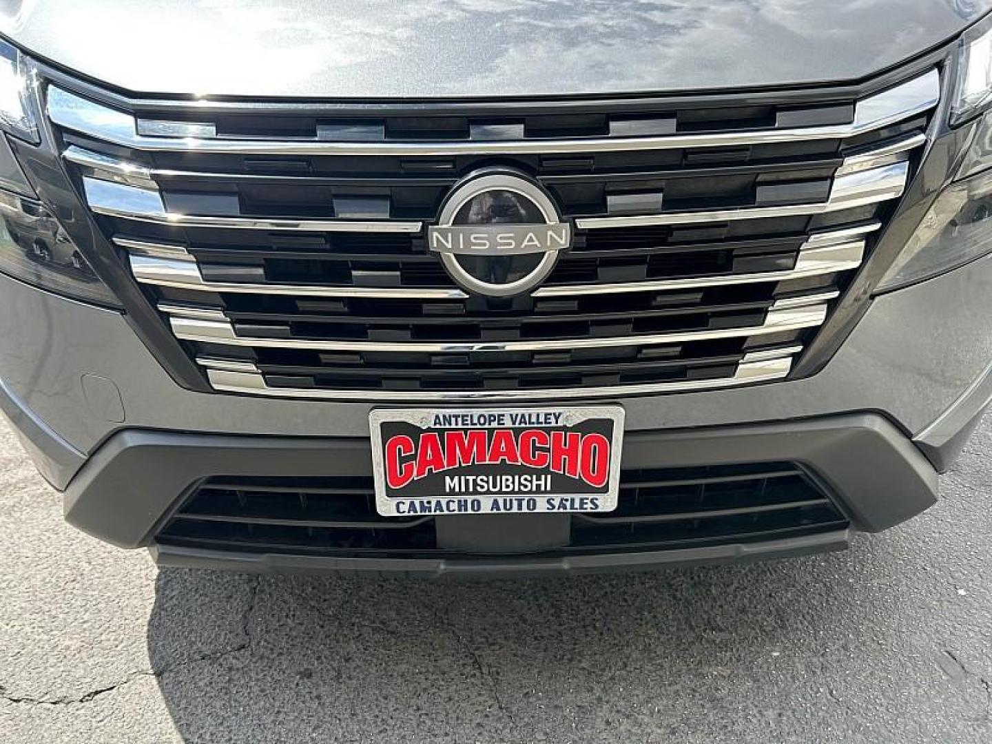 2024 GRAY Nissan Rogue (5N1BT3BA8RC) with an 3-Cyl Turbo 1.5 Liter engine, Automatic CVT transmission, located at 412 Auto Vista Drive, Palmdale, 93551, (661) 945-0620, 34.592636, -118.136681 - Photo#21