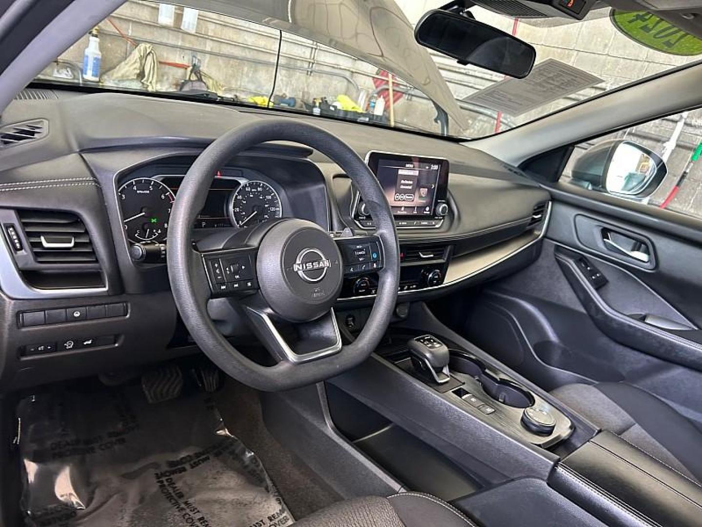 2024 GRAY Nissan Rogue (5N1BT3BBXRC) with an 3-Cyl Turbo 1.5 Liter engine, Automatic CVT transmission, located at 412 Auto Vista Drive, Palmdale, 93551, (661) 945-0620, 34.592636, -118.136681 - Photo#9