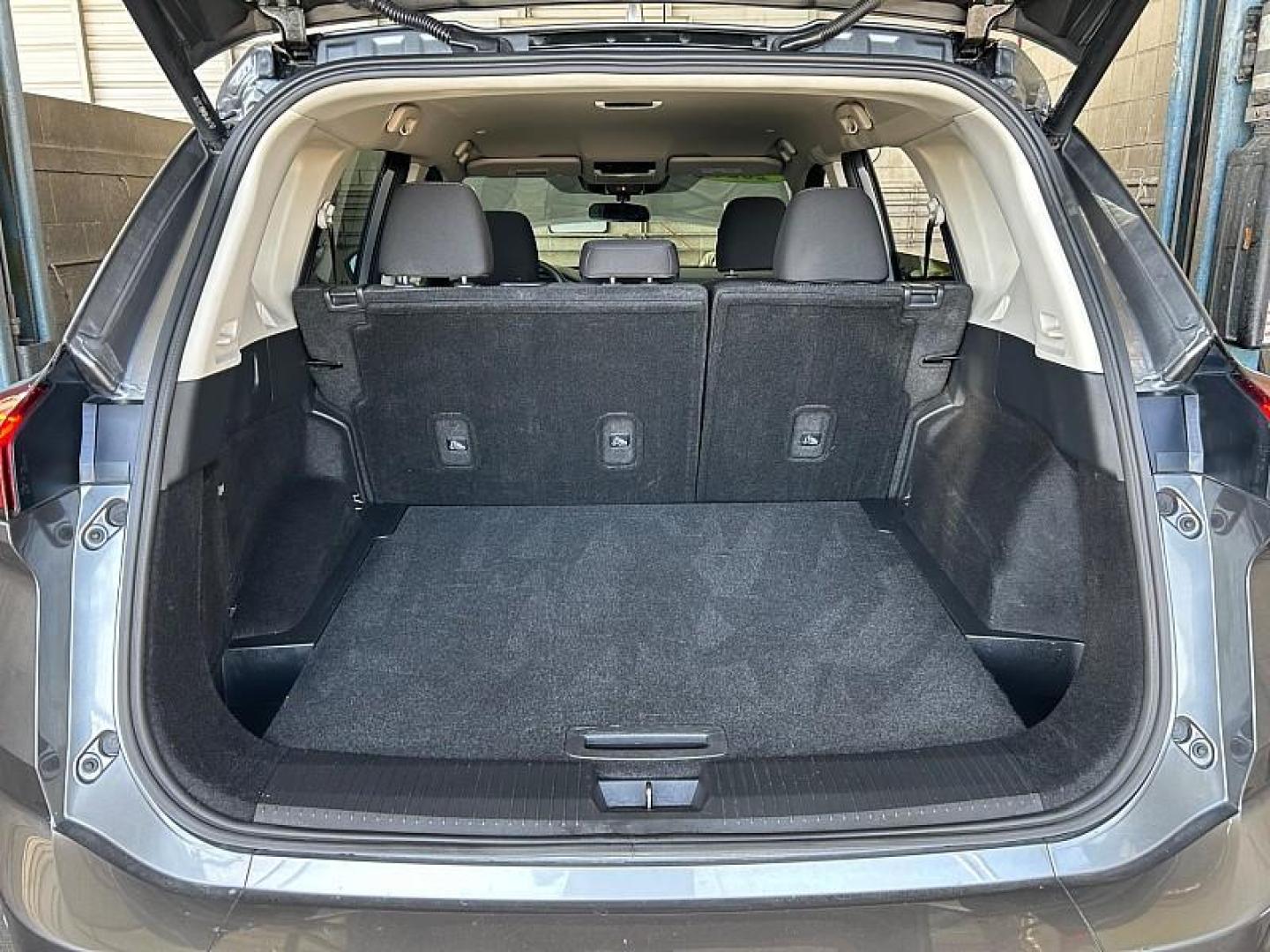 2024 GRAY Nissan Rogue (5N1BT3BBXRC) with an 3-Cyl Turbo 1.5 Liter engine, Automatic CVT transmission, located at 412 Auto Vista Drive, Palmdale, 93551, (661) 945-0620, 34.592636, -118.136681 - Photo#17