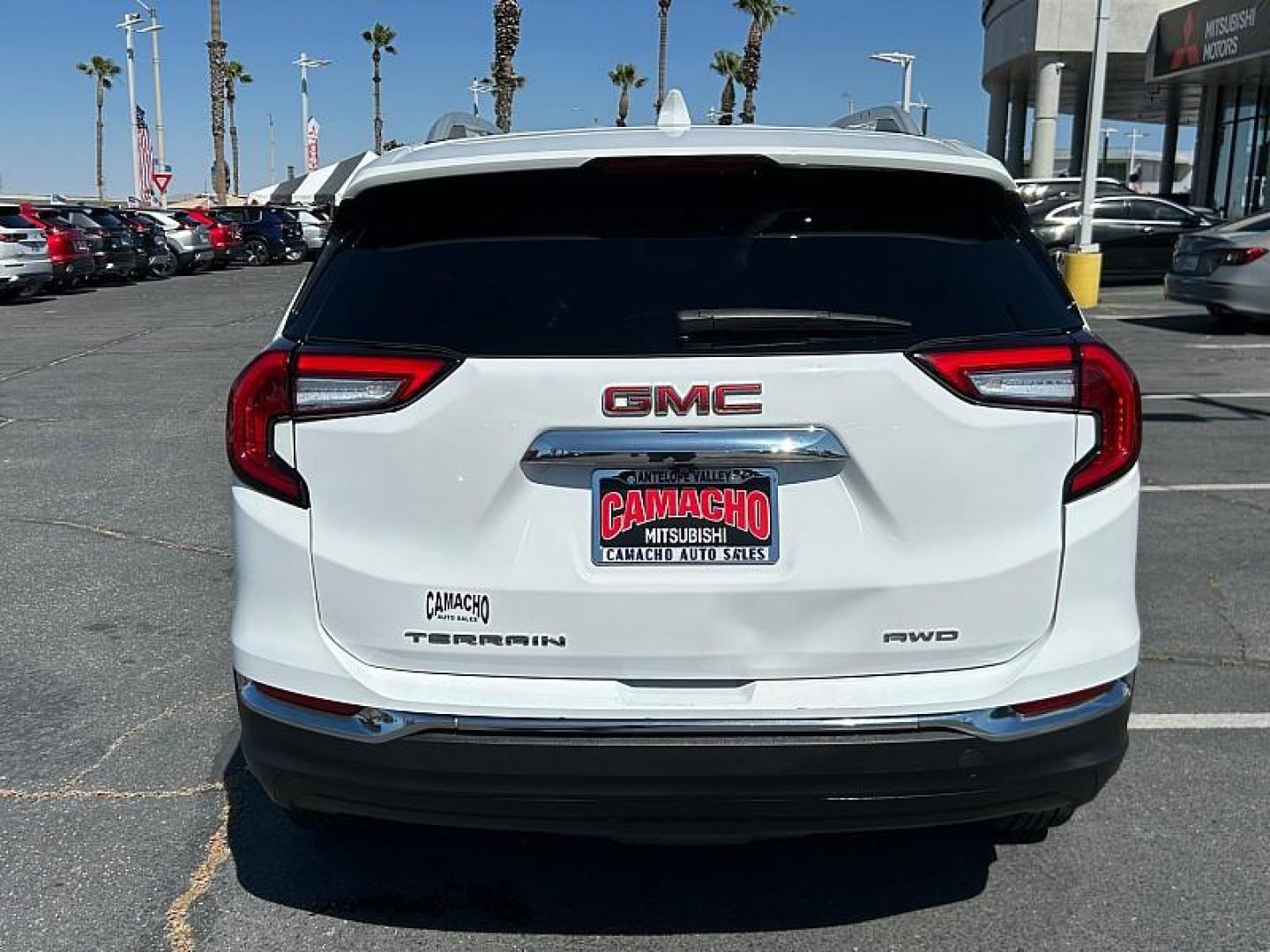 2024 SILVER Nissan Rogue (JN8BT3BB3RW) with an 3-Cyl Turbo 1.5 Liter engine, Automatic CVT transmission, located at 412 Auto Vista Drive, Palmdale, 93551, (661) 945-0620, 34.592636, -118.136681 - Photo#4