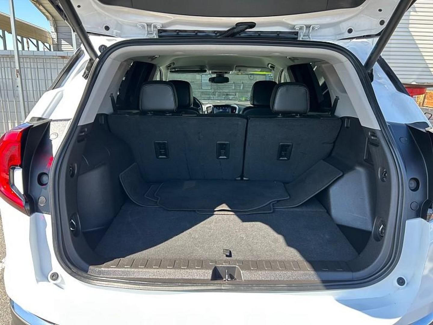 2024 SILVER Nissan Rogue (JN8BT3BB3RW) with an 3-Cyl Turbo 1.5 Liter engine, Automatic CVT transmission, located at 412 Auto Vista Drive, Palmdale, 93551, (661) 945-0620, 34.592636, -118.136681 - Photo#12