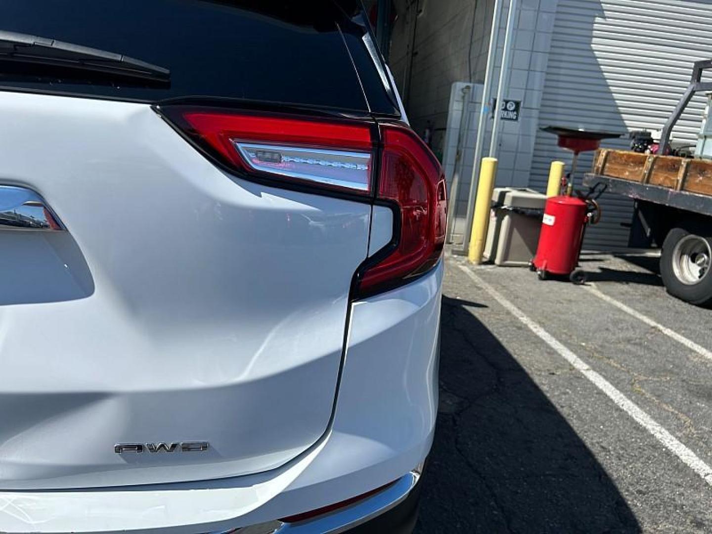2024 SILVER Nissan Rogue (JN8BT3BB3RW) with an 3-Cyl Turbo 1.5 Liter engine, Automatic CVT transmission, located at 412 Auto Vista Drive, Palmdale, 93551, (661) 945-0620, 34.592636, -118.136681 - Photo#11