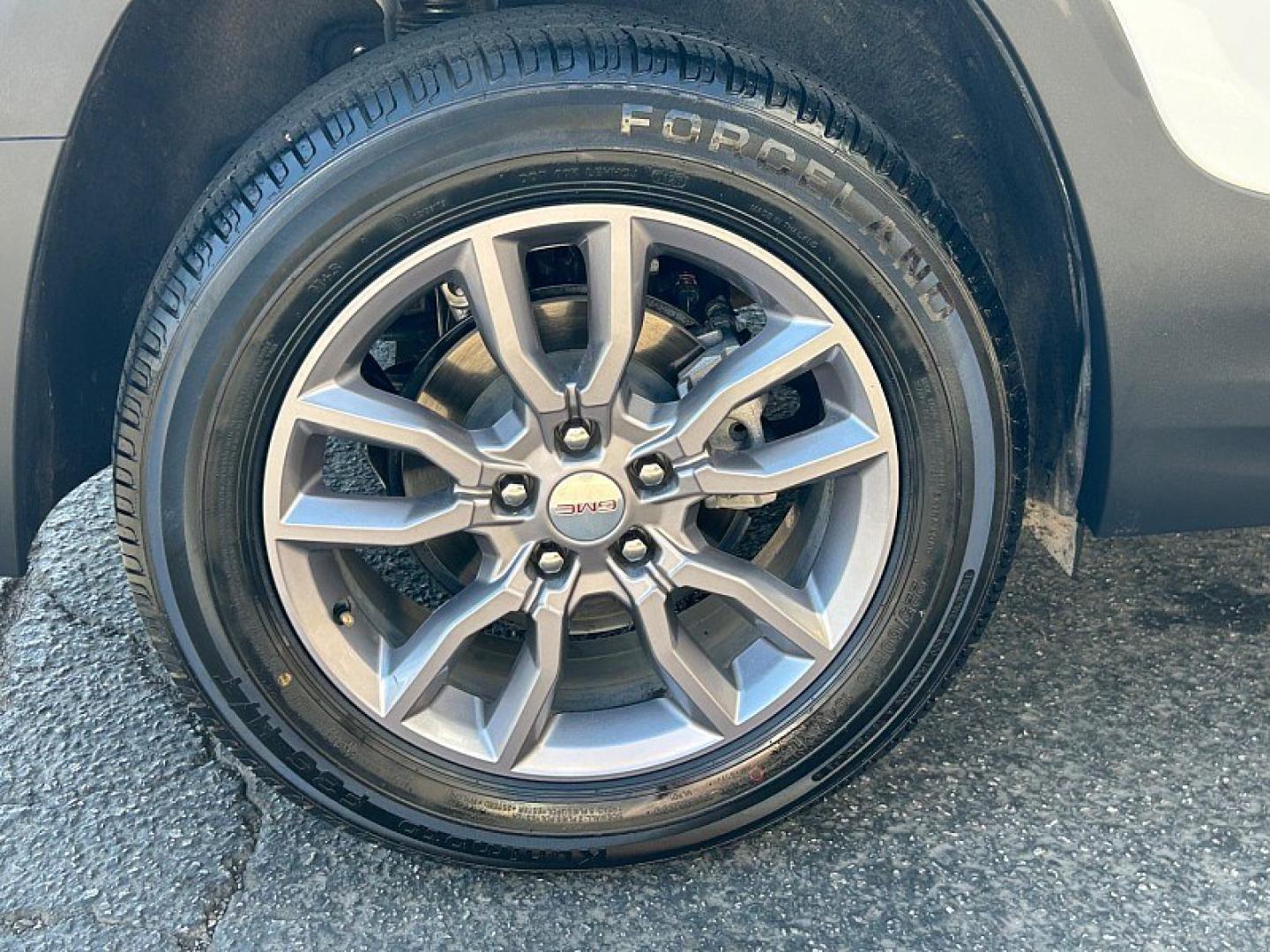 2024 SILVER Nissan Rogue (JN8BT3BB3RW) with an 3-Cyl Turbo 1.5 Liter engine, Automatic CVT transmission, located at 412 Auto Vista Drive, Palmdale, 93551, (661) 945-0620, 34.592636, -118.136681 - Photo#14