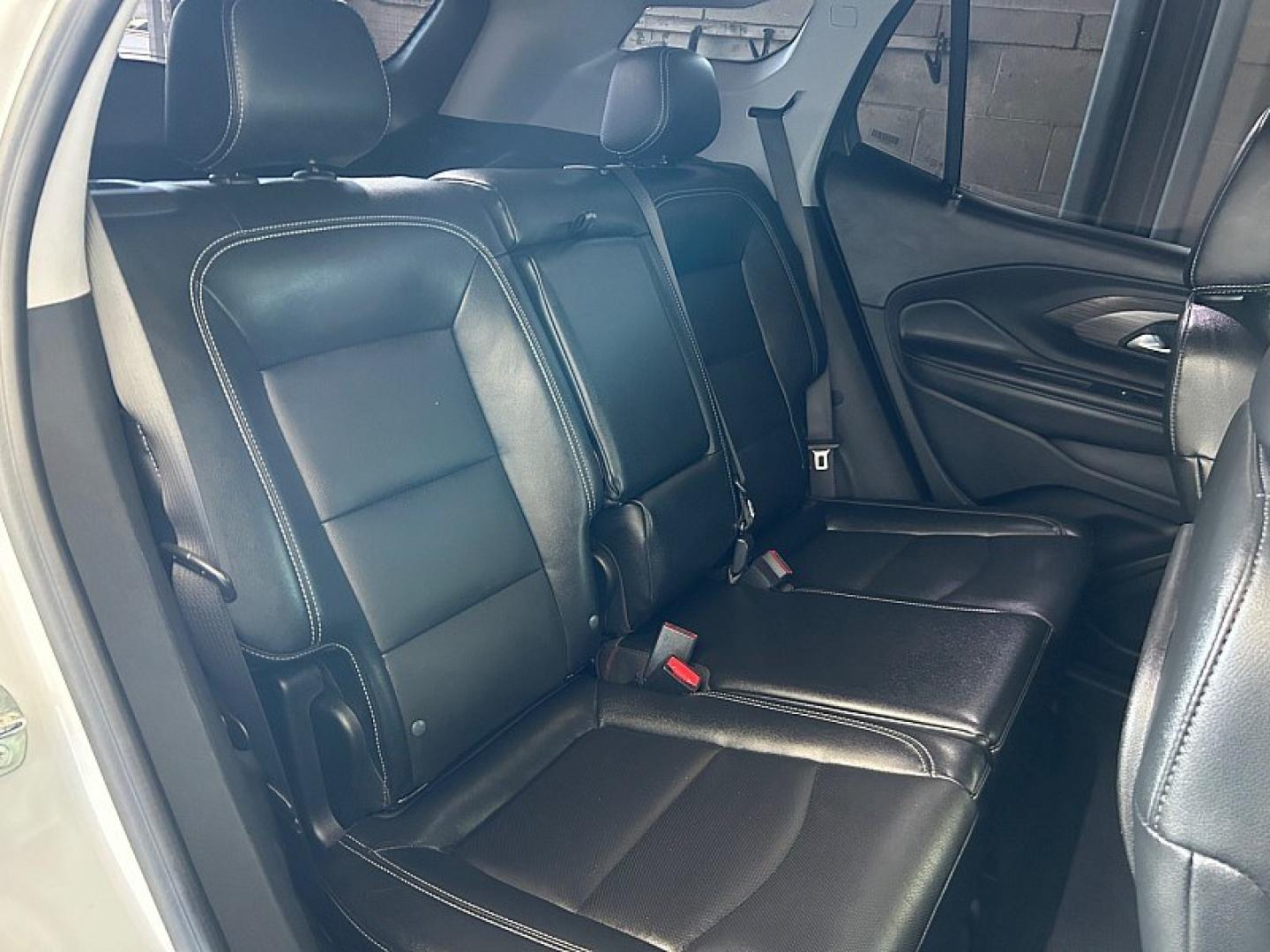 2024 SILVER Nissan Rogue (JN8BT3BB3RW) with an 3-Cyl Turbo 1.5 Liter engine, Automatic CVT transmission, located at 412 Auto Vista Drive, Palmdale, 93551, (661) 945-0620, 34.592636, -118.136681 - Photo#32