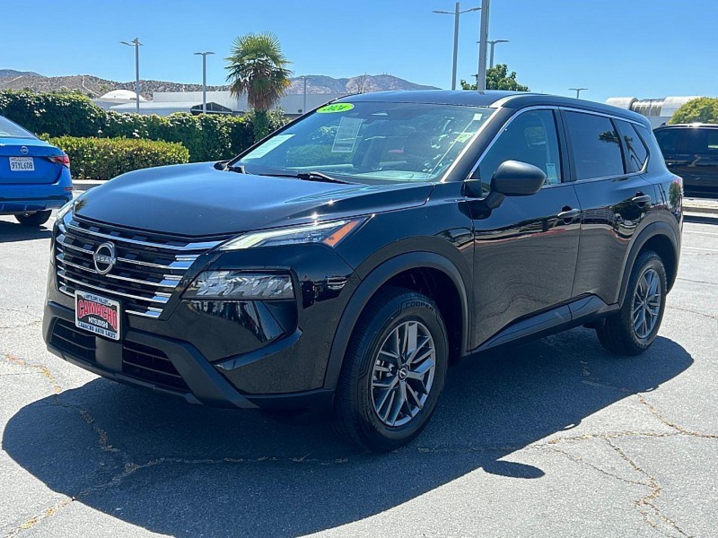 2024 BLACK Nissan Rogue (5N1BT3AA2RC) with an 3-Cyl Turbo 1.5 Liter engine, Automatic CVT transmission, located at 412 Auto Vista Drive, Palmdale, 93551, (661) 945-0620, 34.592636, -118.136681 - Photo#3