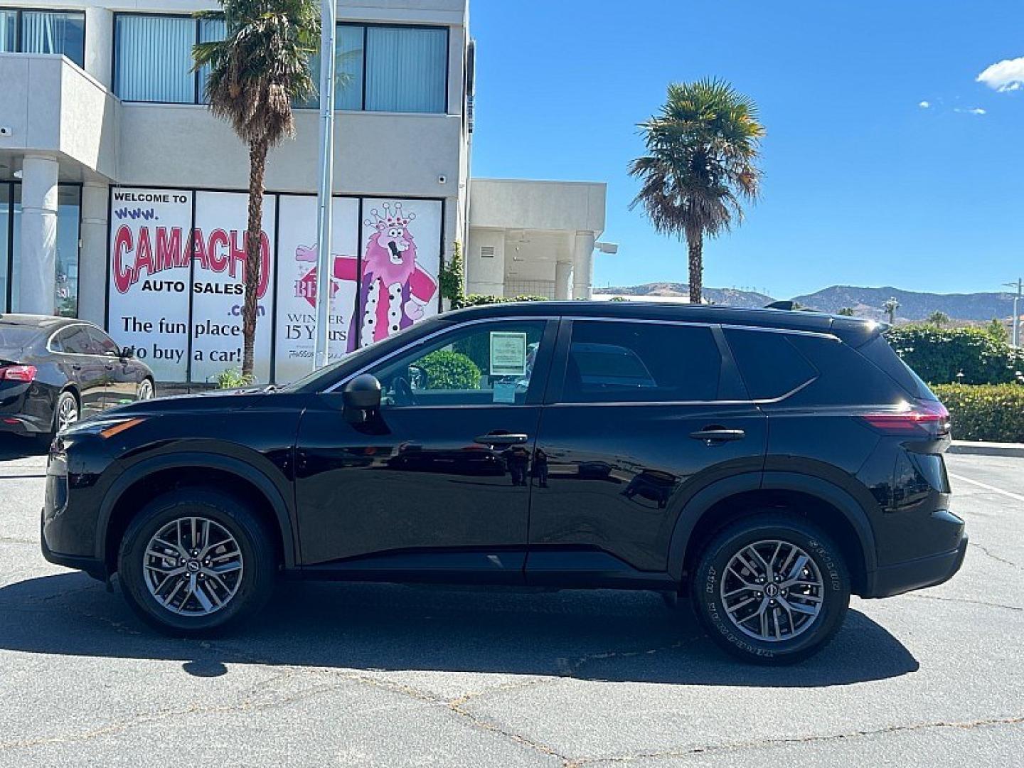 2024 BLACK Nissan Rogue (5N1BT3AA2RC) with an 3-Cyl Turbo 1.5 Liter engine, Automatic CVT transmission, located at 412 Auto Vista Drive, Palmdale, 93551, (661) 945-0620, 34.592636, -118.136681 - Photo#8