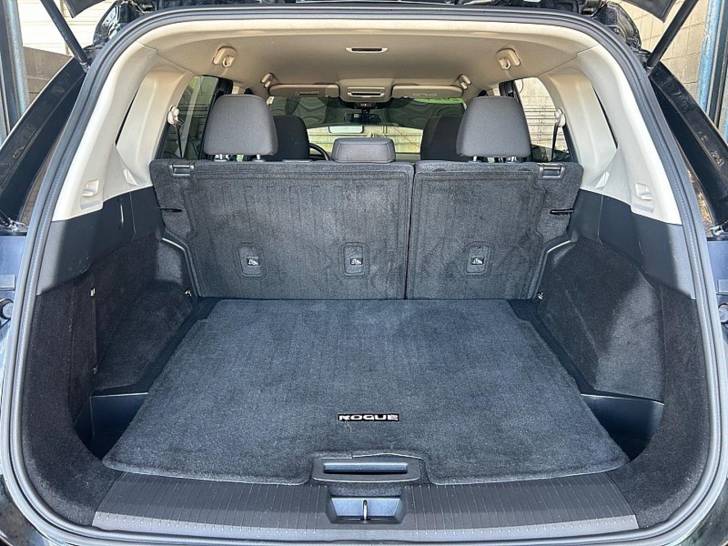2024 BLACK Nissan Rogue (5N1BT3AA2RC) with an 3-Cyl Turbo 1.5 Liter engine, Automatic CVT transmission, located at 412 Auto Vista Drive, Palmdale, 93551, (661) 945-0620, 34.592636, -118.136681 - Photo#20