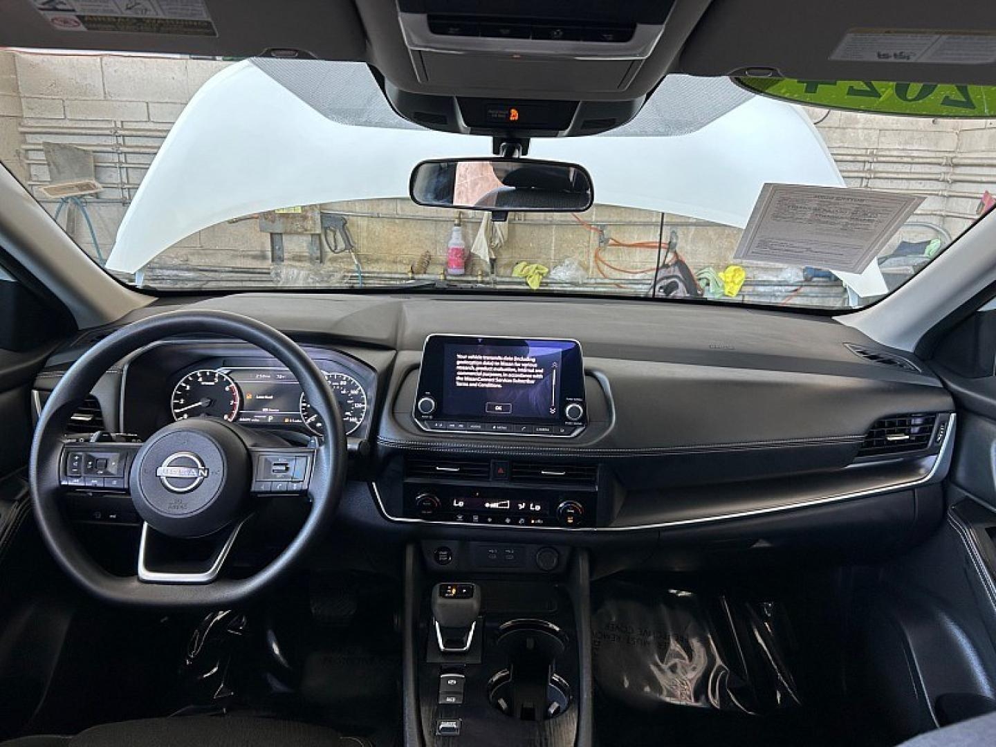 2024 WHITE Nissan Rogue (5N1BT3BA9RC) with an 3-Cyl Turbo 1.5 Liter engine, Automatic CVT transmission, located at 412 Auto Vista Drive, Palmdale, 93551, (661) 945-0620, 34.592636, -118.136681 - Photo#17